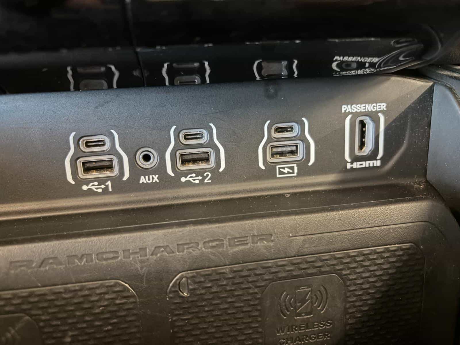 2025 RAM 1500 RHO - Image 21