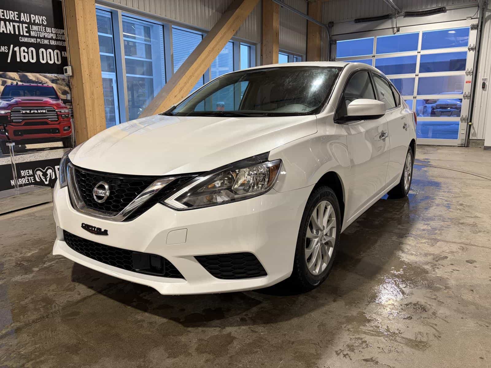 Image 4 Nissan Sentra SV 2018
