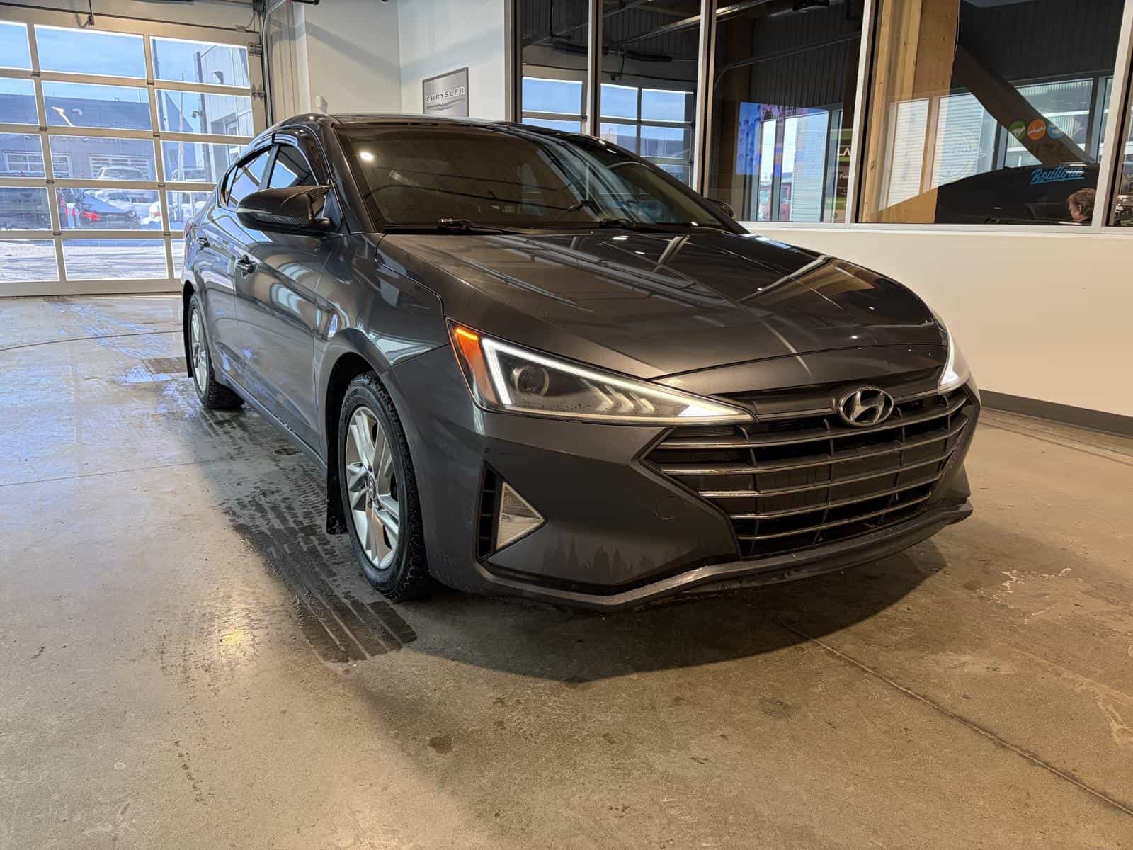 2019 Hyundai ELANTRA SEL/VALUE/LIMITED Preferred - Image 1