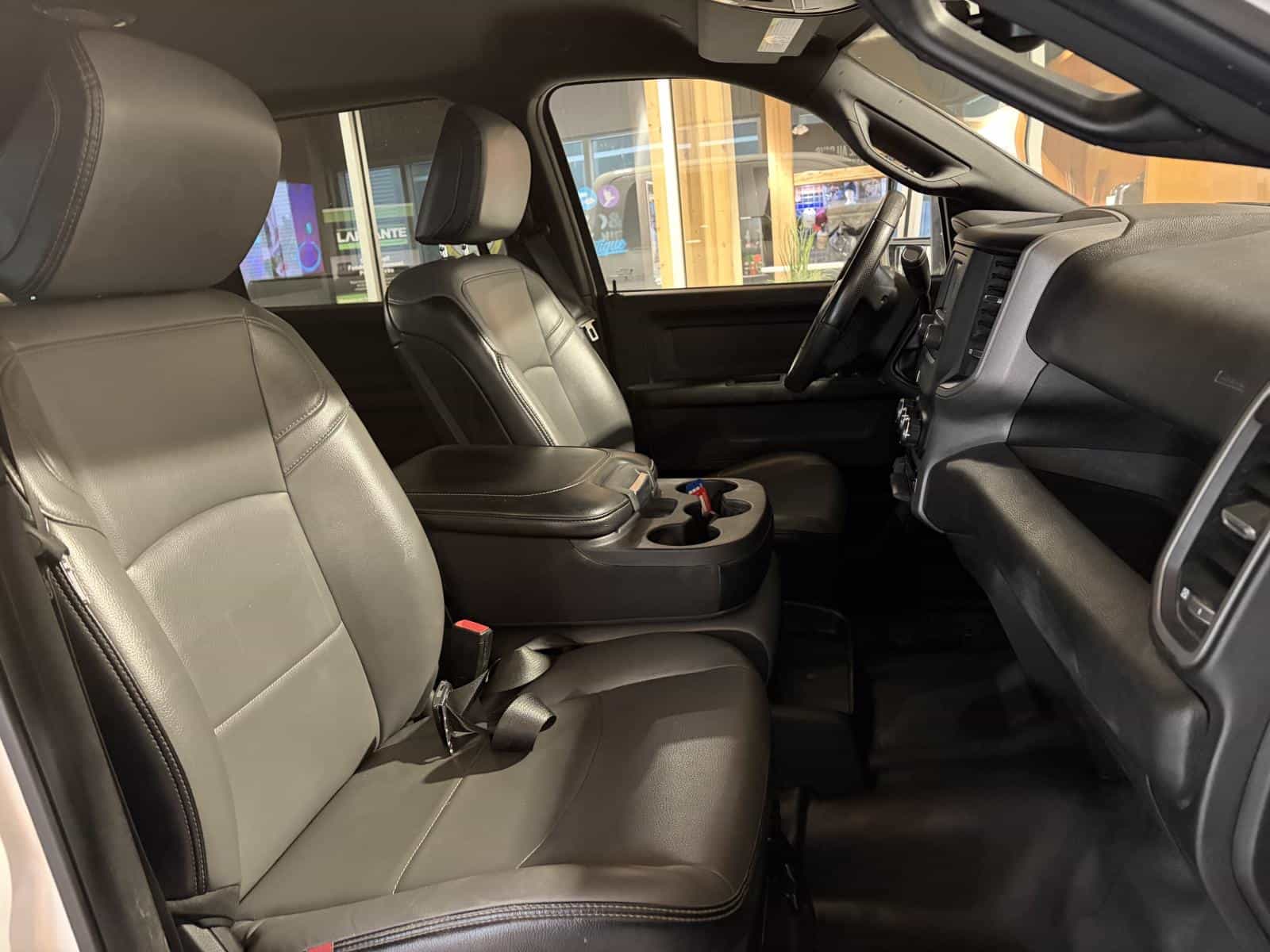 2023 RAM 2500 Tradesman - Image 12