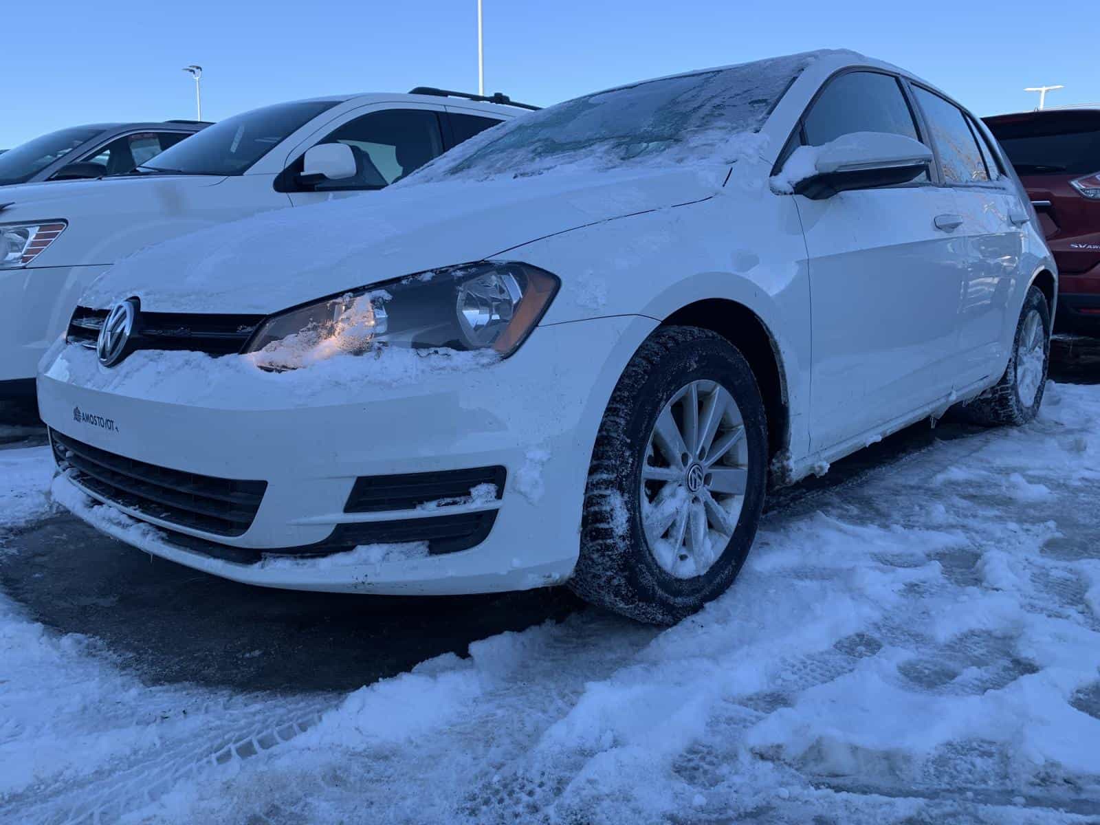 2017 Volkswagen Golf Trendline - Image 1