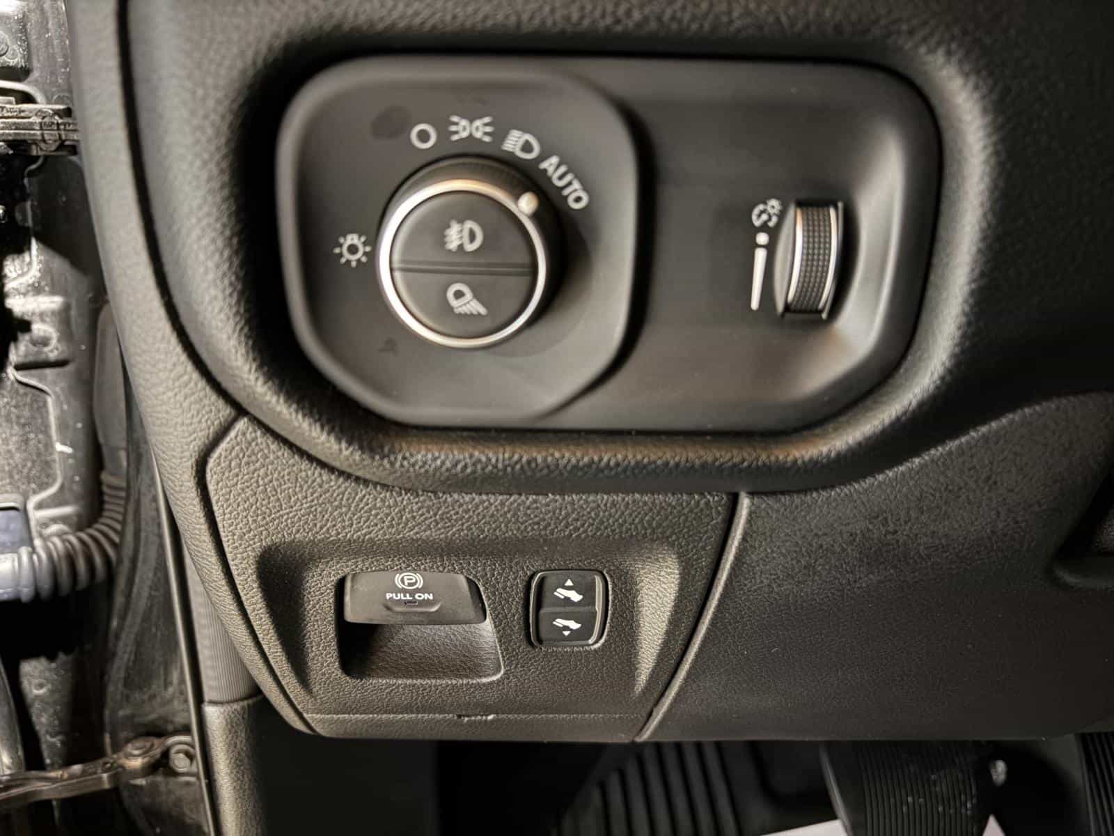 2020 RAM 1500 Big Horn - Image 13