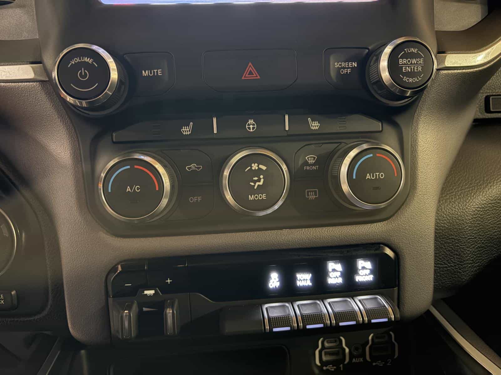 2020 RAM 1500 Big Horn - Image 21