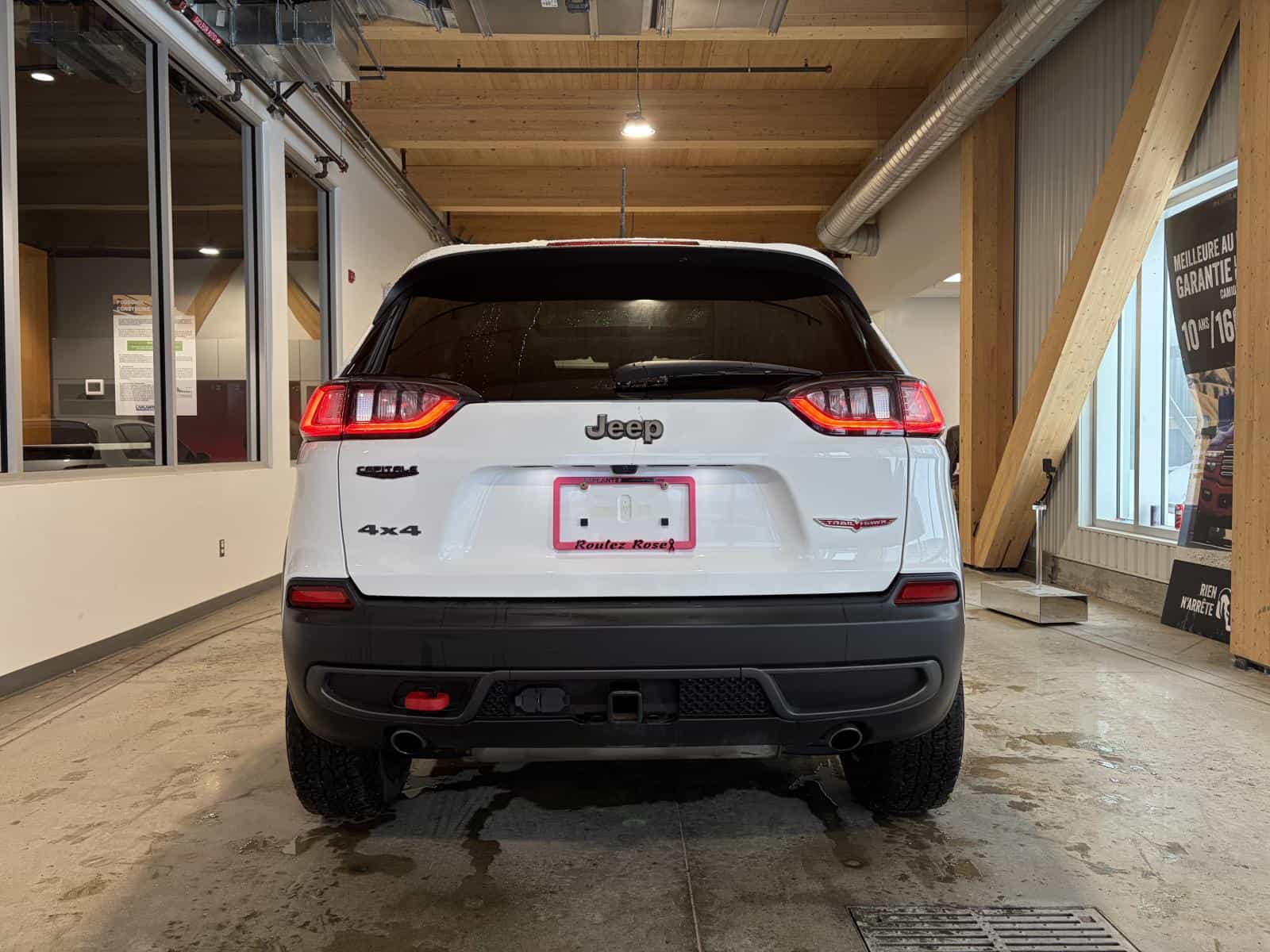 2022 Jeep CHEROKEE TRAILHAWK Trailhawk - Image 5