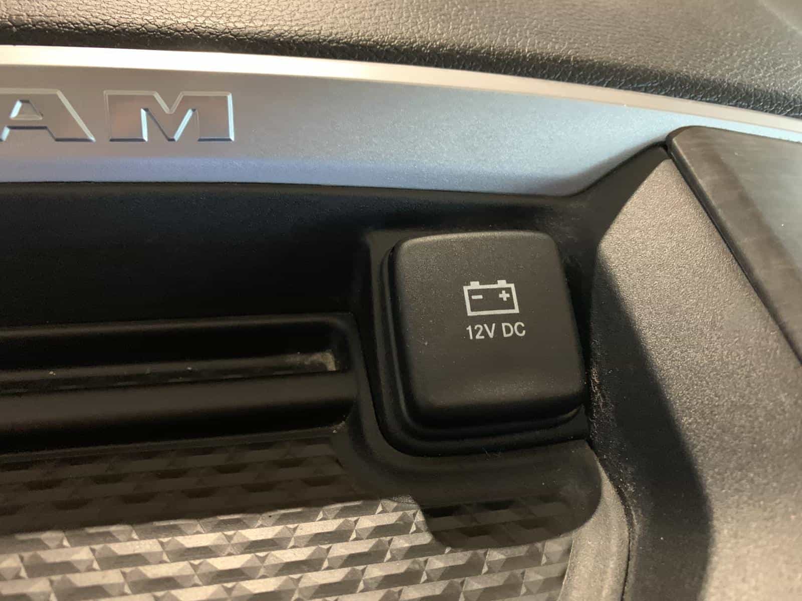 2024 RAM 3500 Big Horn - Image 30