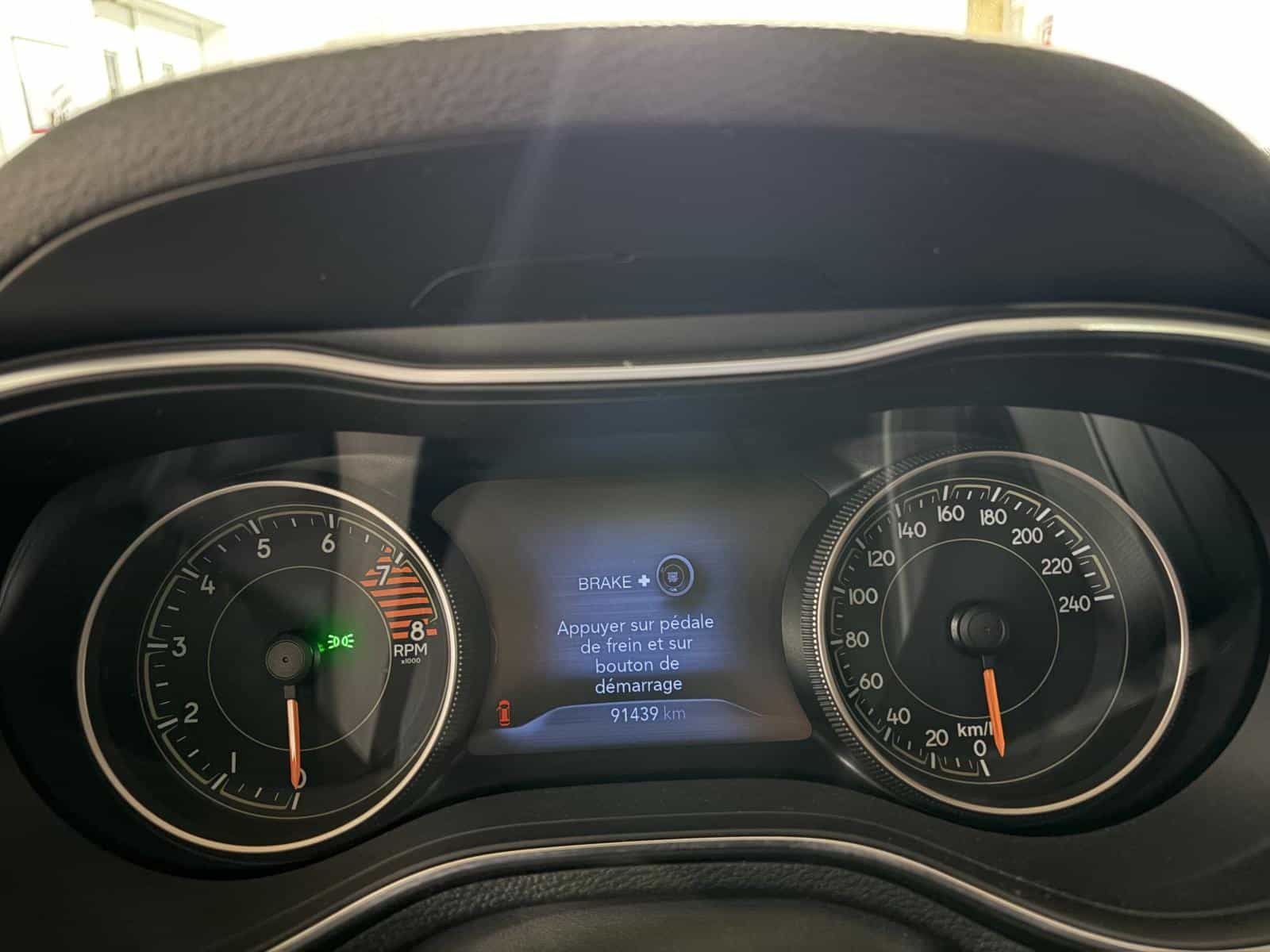 2019 Jeep Cherokee Trailhawk - Image 14