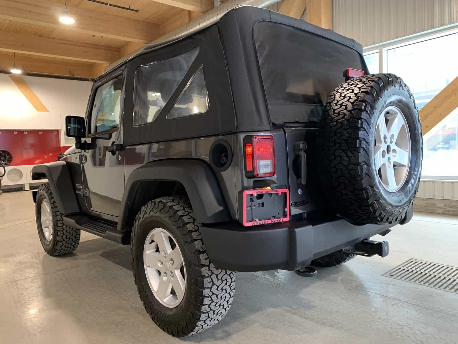 2017 Jeep Wrangler Sport Sport - Image 2