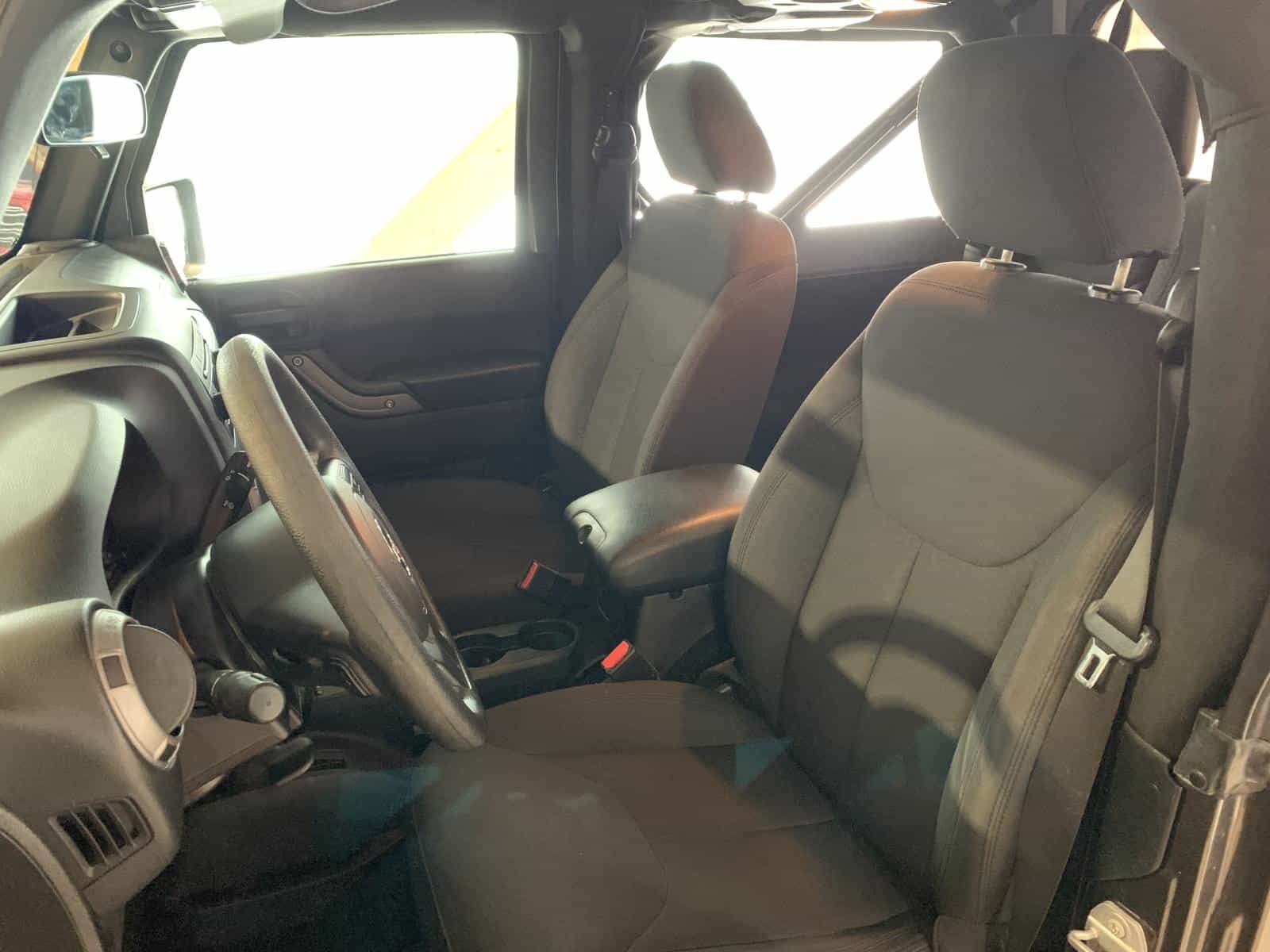 2017 Jeep Wrangler Sport Sport - Image 11