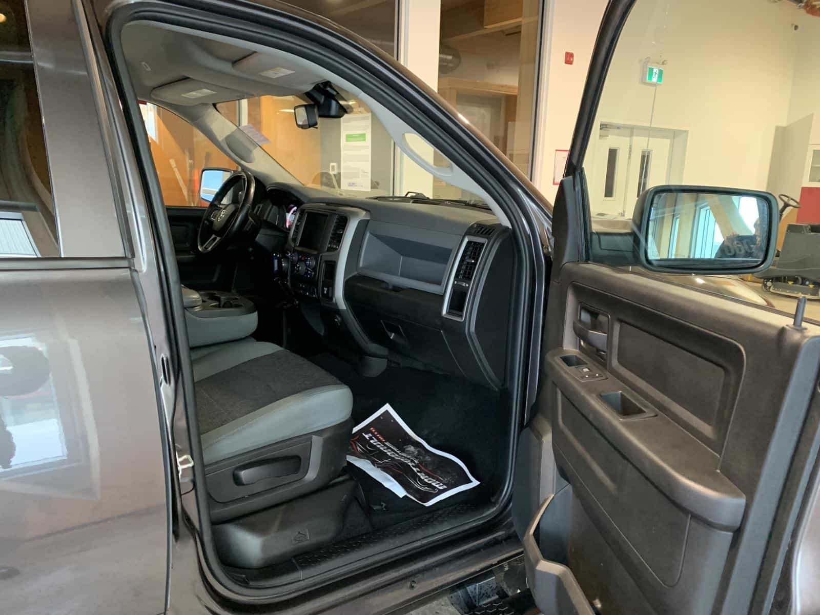 2020 RAM 1500 CLASSIC TRADESMAN/EX ST - Image 9