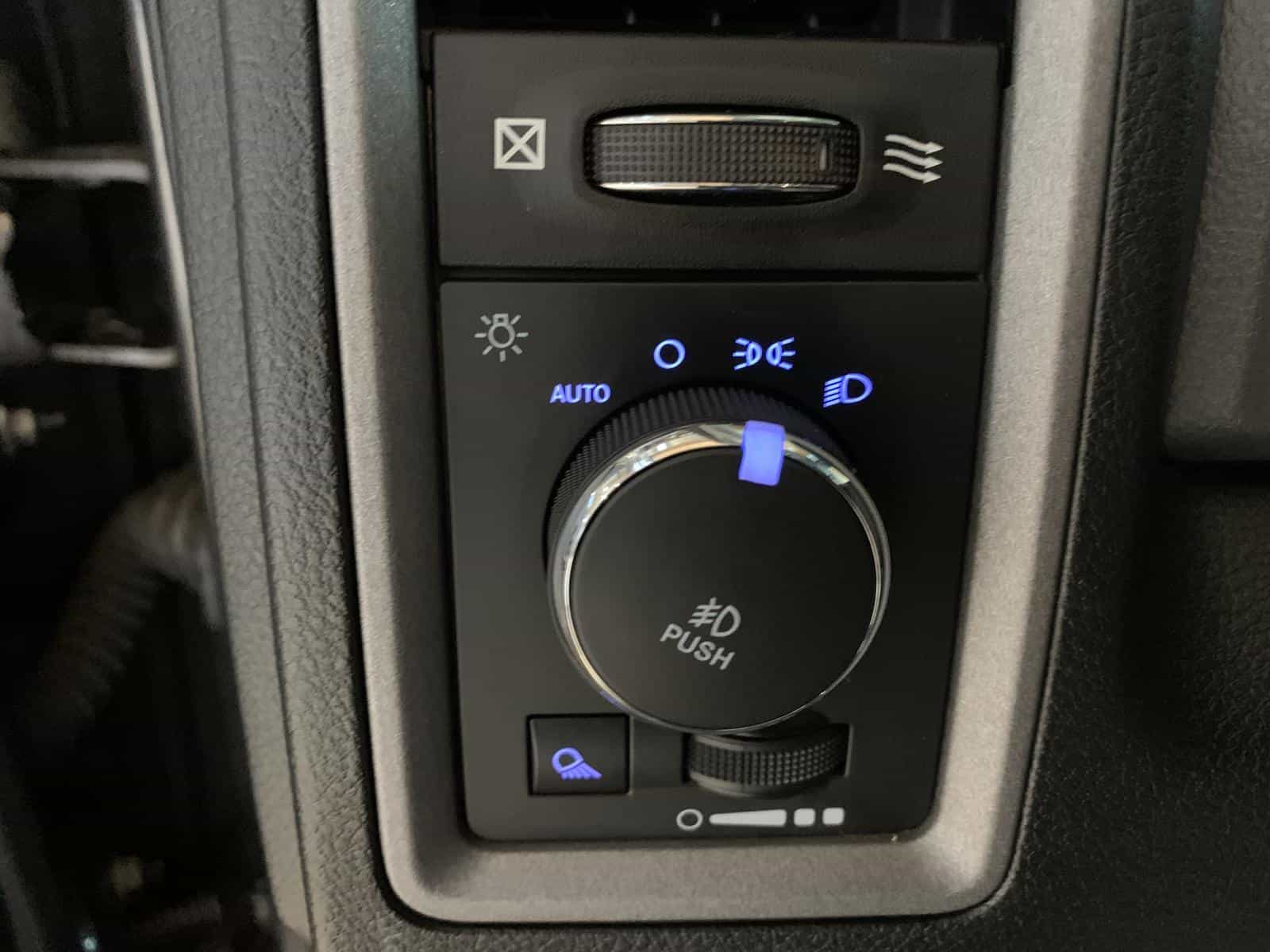 2020 RAM 1500 Classic ST - Image 23