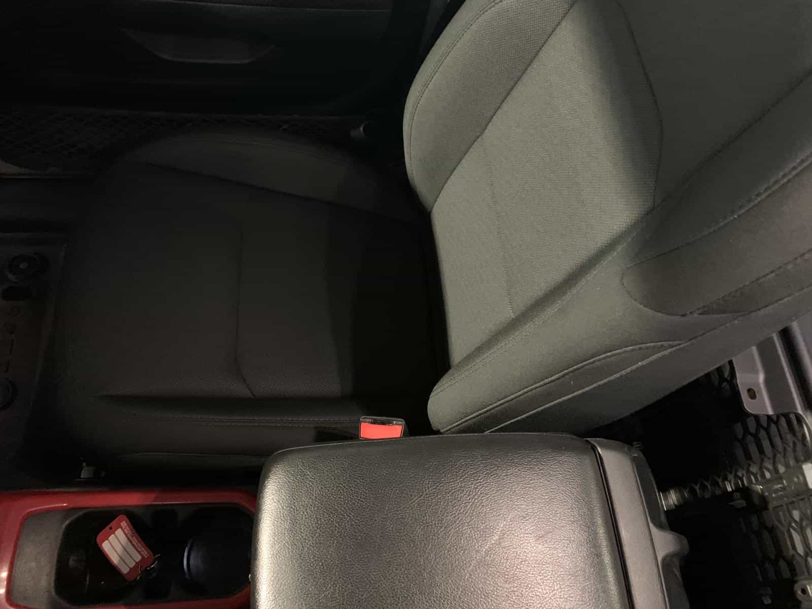 2022 Jeep Gladiator Sport S - Image 28