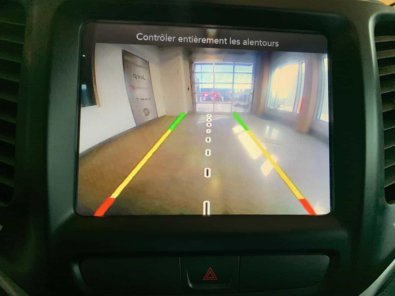 2016 Jeep Cherokee Trailhawk - Image 14