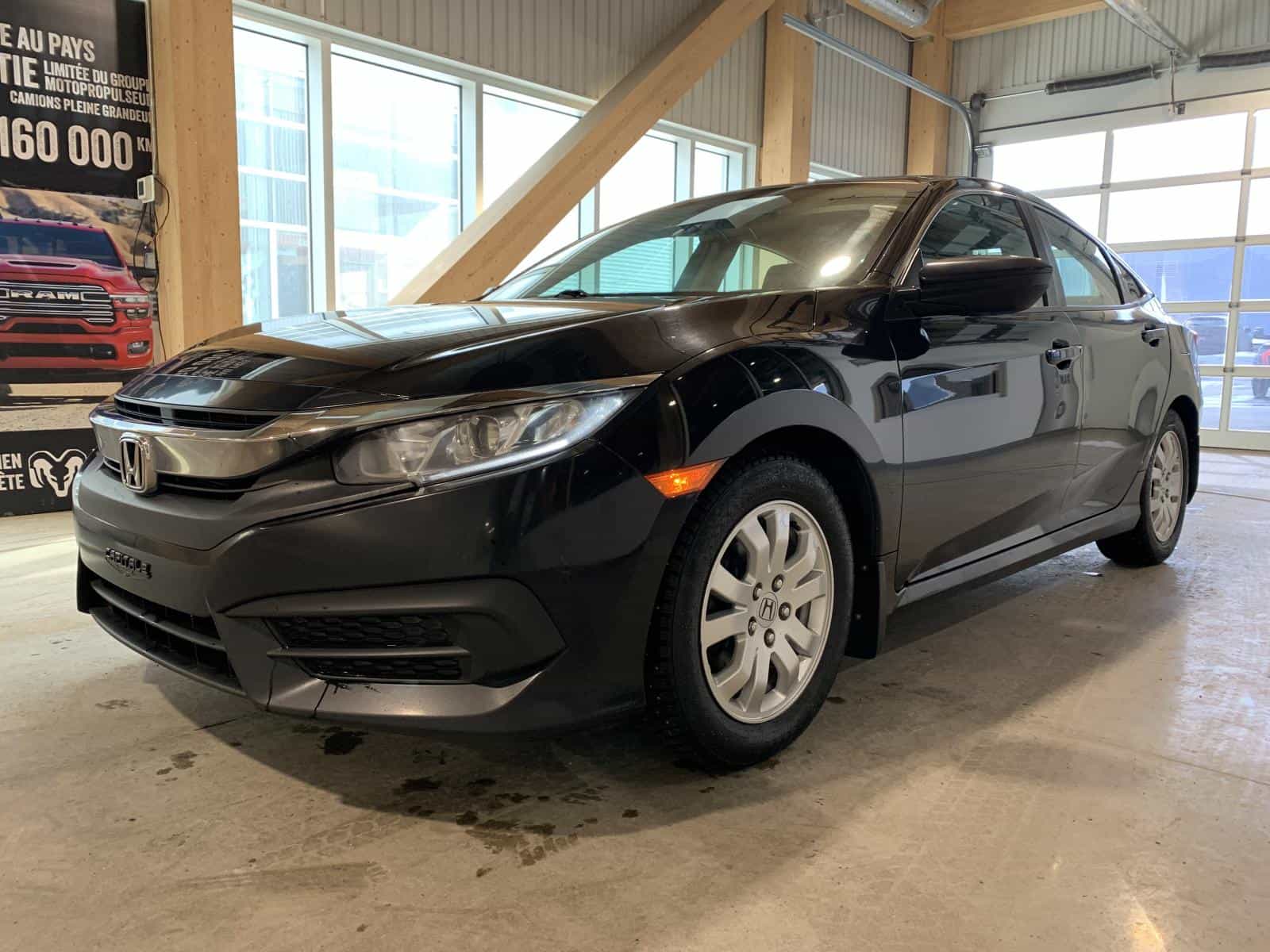 Image 1 Honda Civic DX 2017