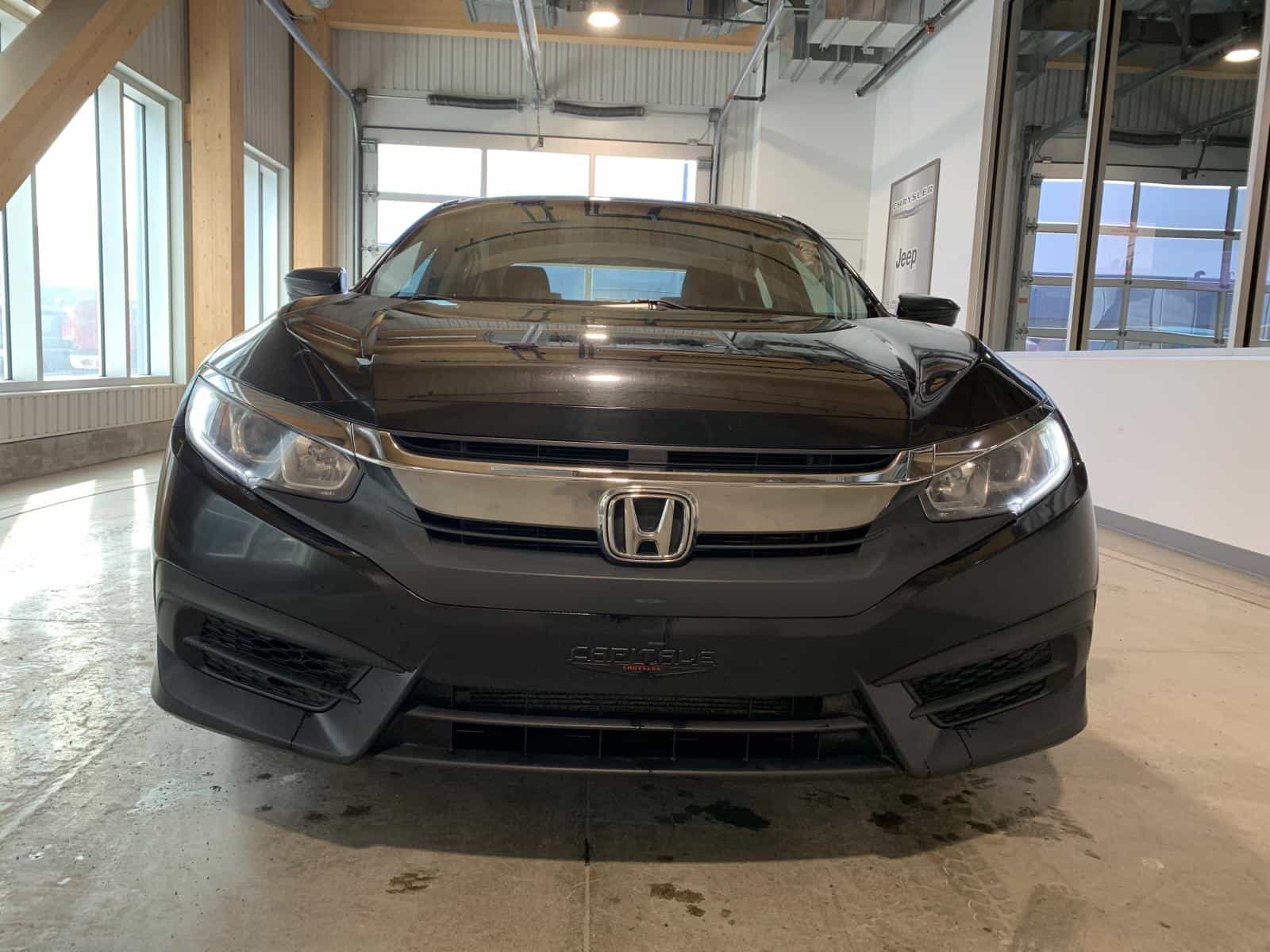 Image 6 Honda Civic DX 2017