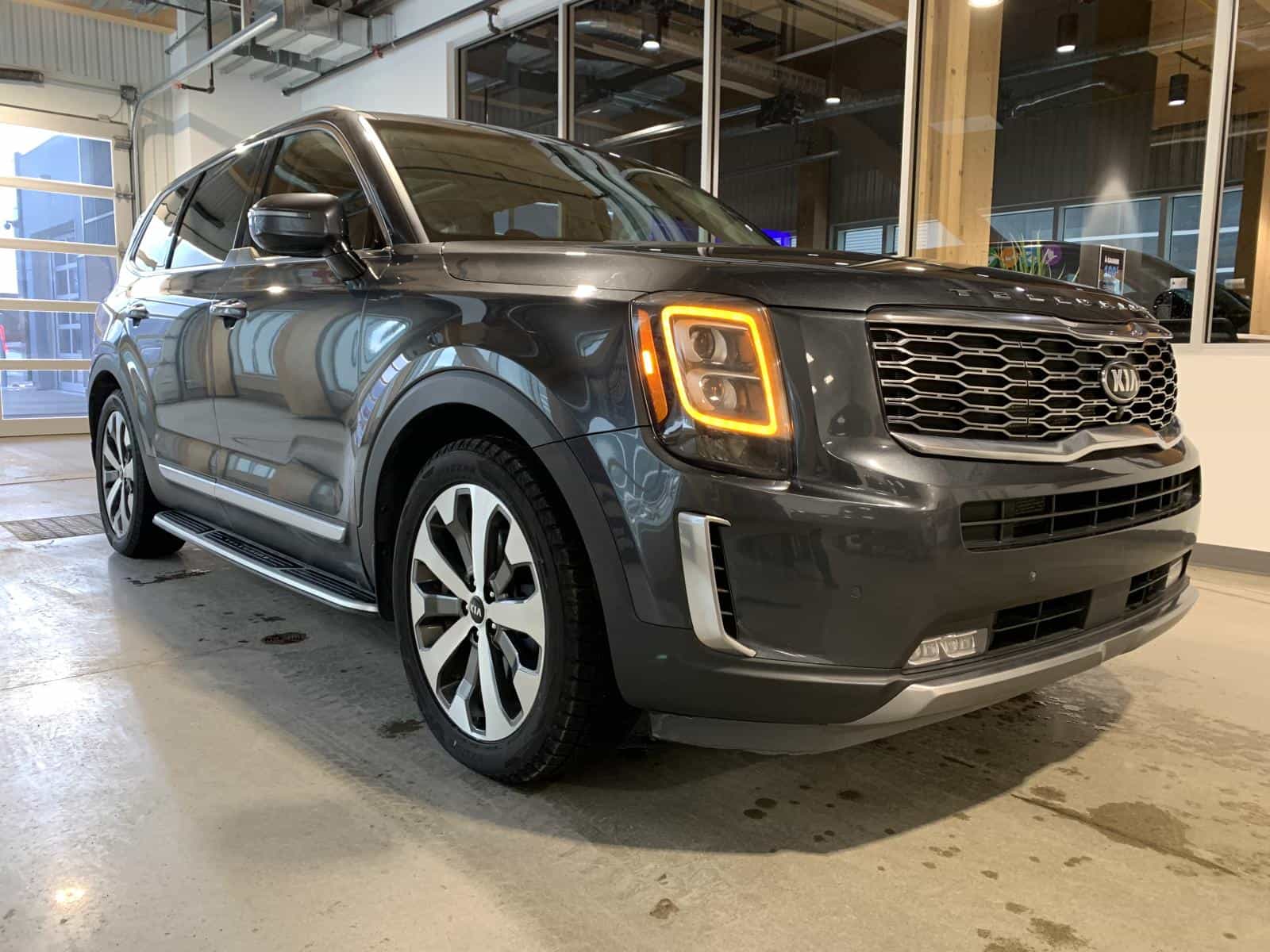 2021 Kia Telluride SX - Image 5