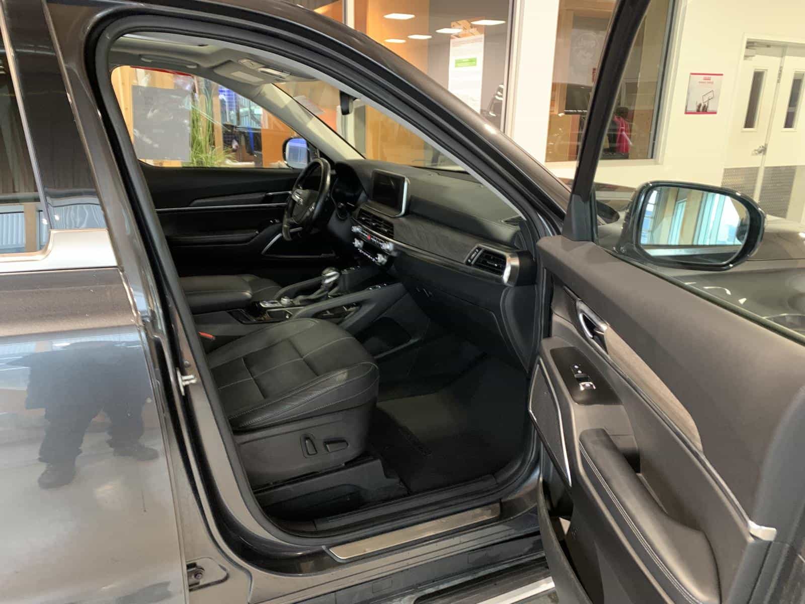 2021 Kia Telluride SX - Image 9