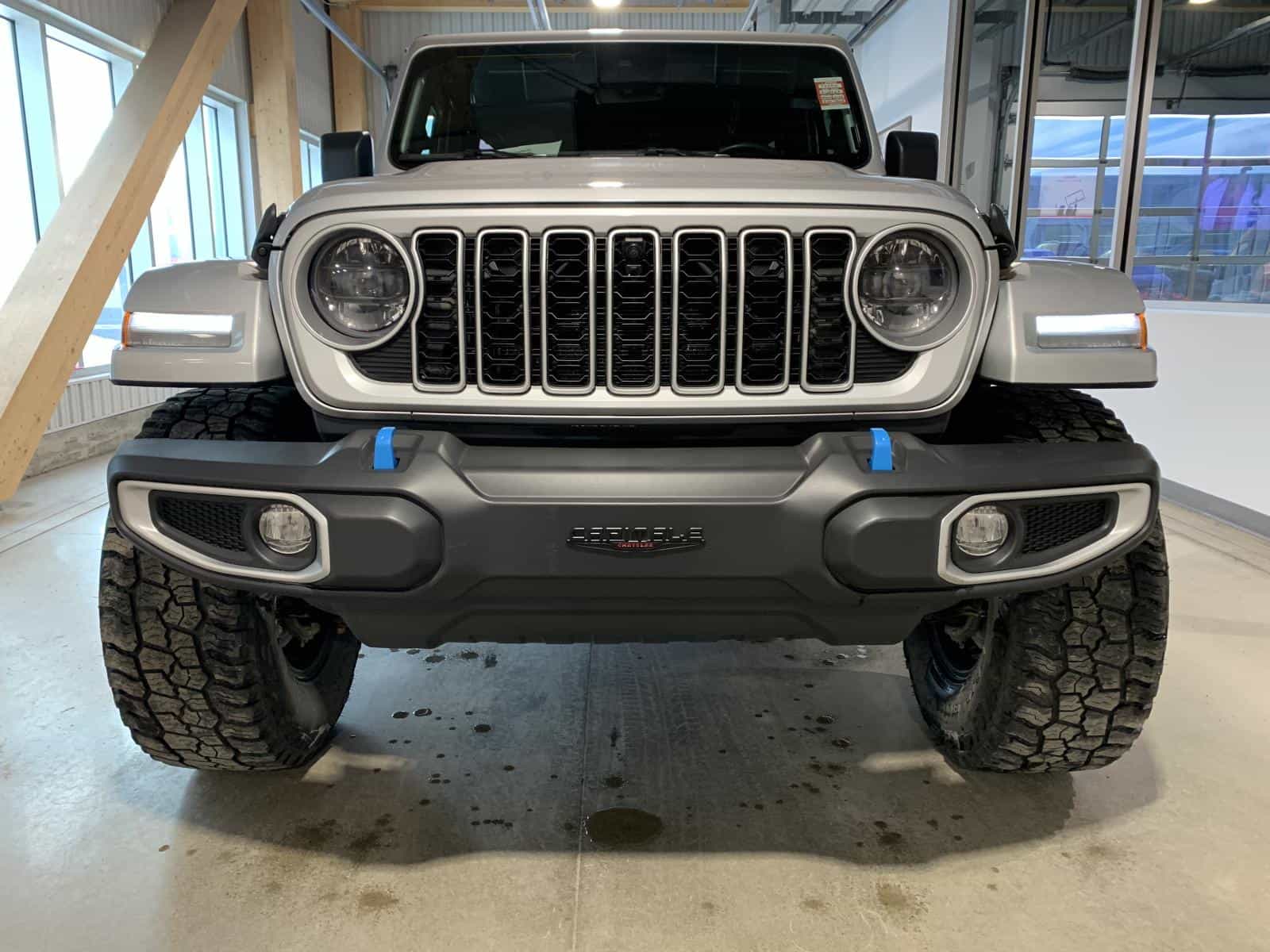 2024 Jeep Wrangler Sahara 4XE - Image 6