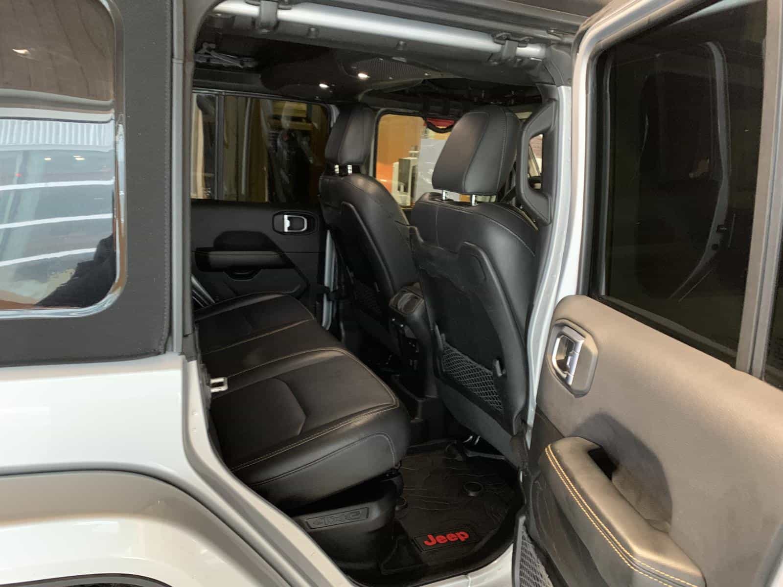 2024 Jeep Wrangler Sahara 4XE - Image 11