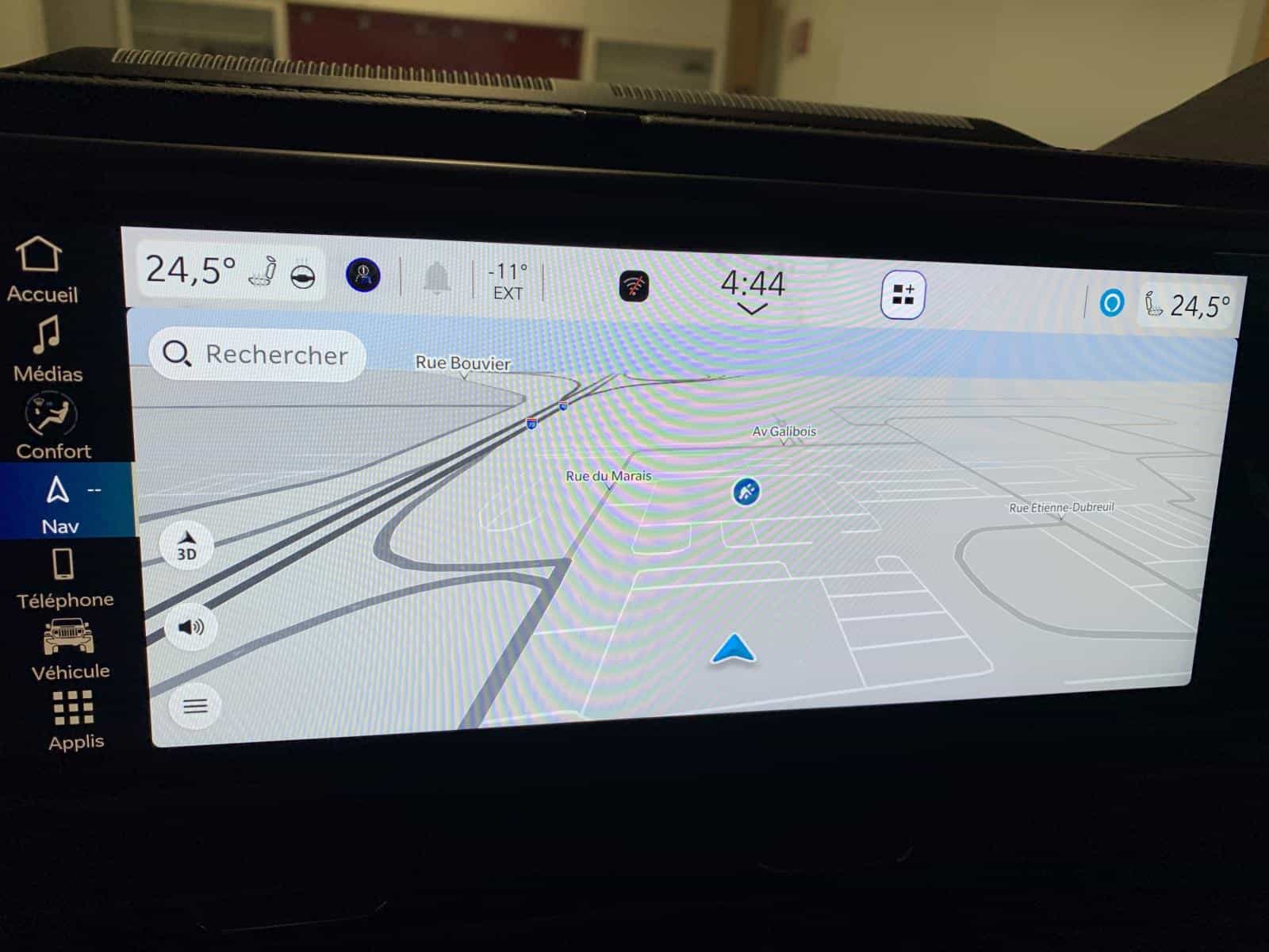 2024 Jeep Wrangler Sahara 4XE - Image 21