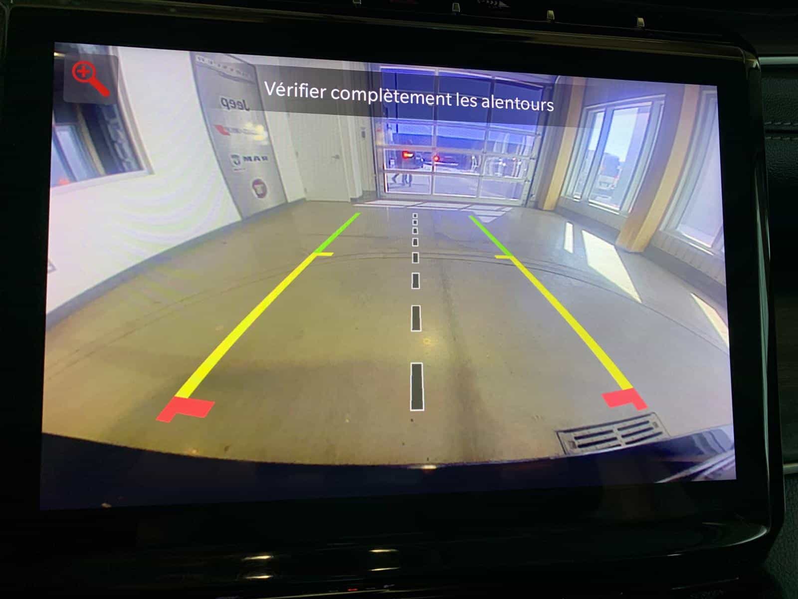 2023 Jeep Grand Cherokee Limited - Image 18