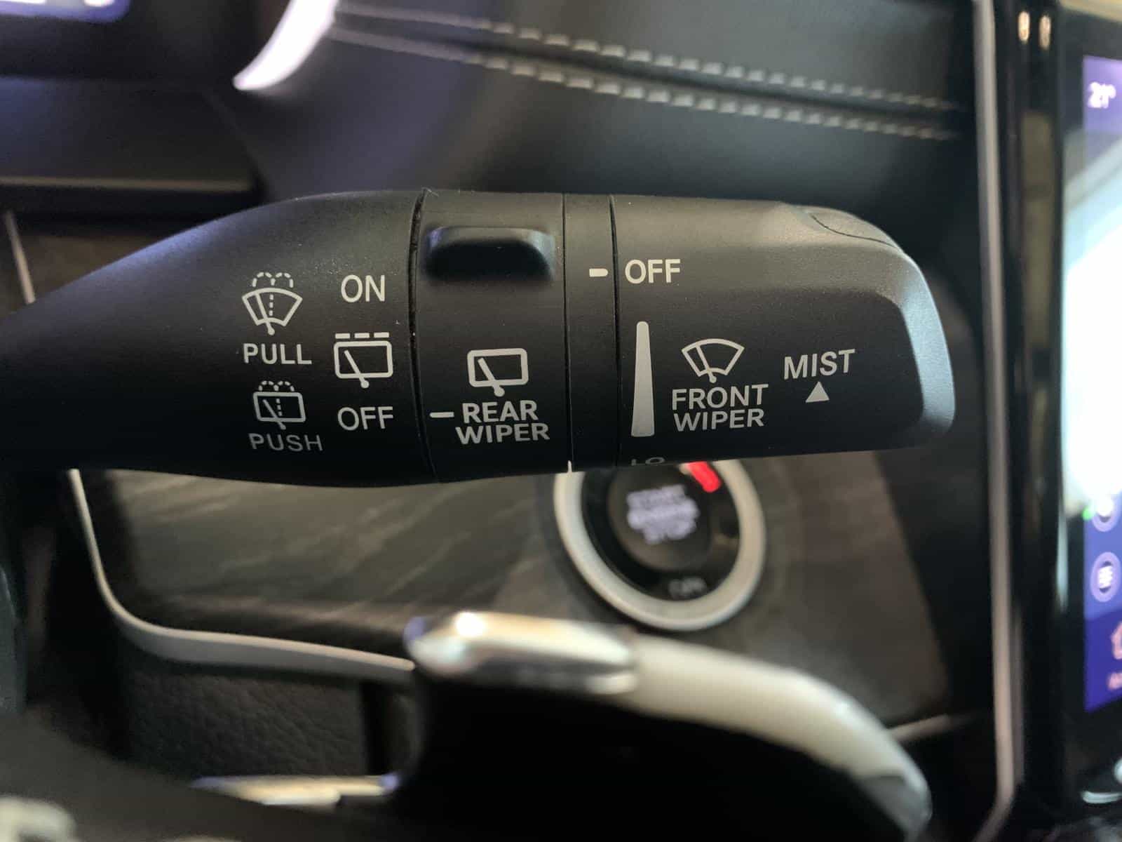 2023 Jeep Grand Cherokee Limited - Image 32