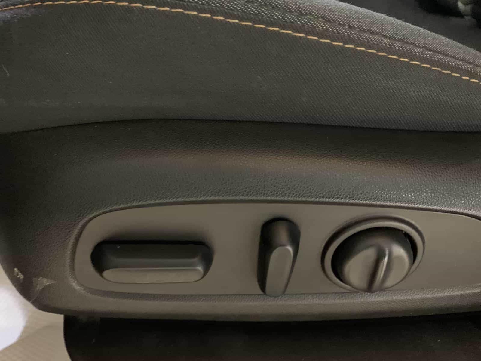 2018 Chevrolet Equinox LT - Image 12