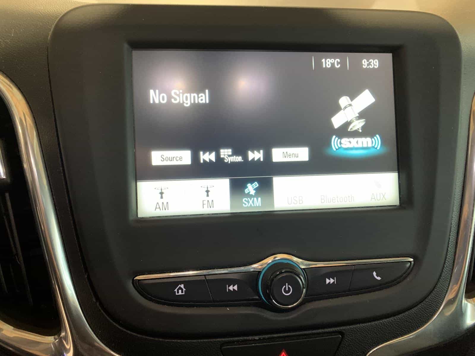 2018 Chevrolet Equinox LT - Image 16