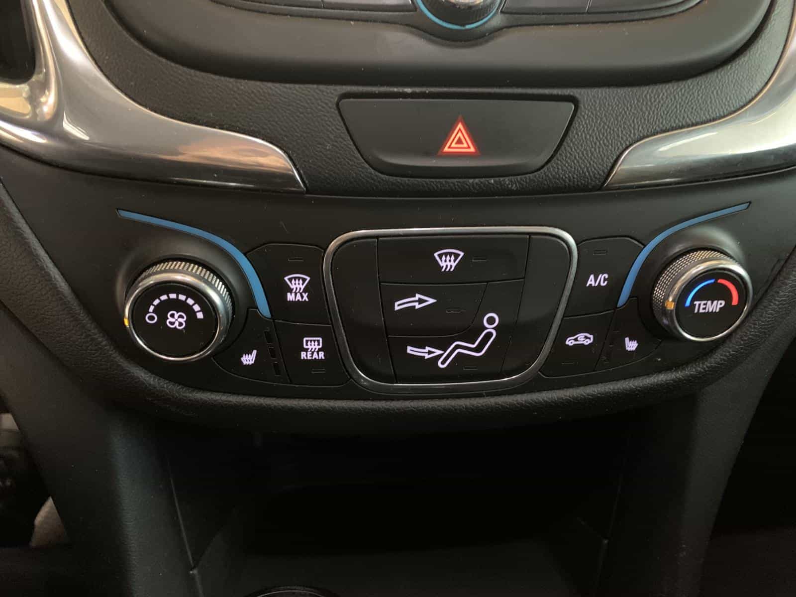 2018 Chevrolet Equinox LT - Image 17