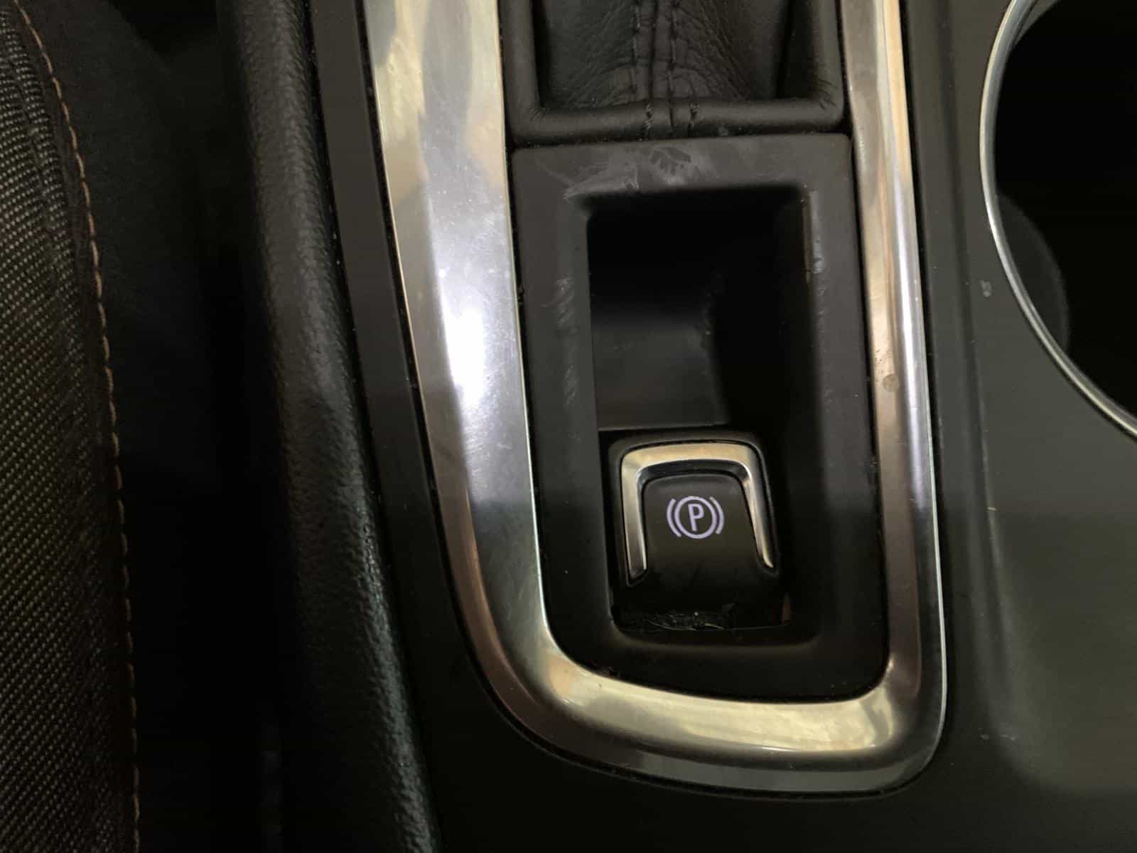 2018 Chevrolet Equinox LT - Image 19