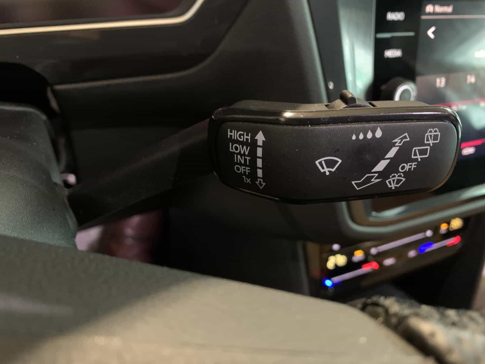 2023 Volkswagen Tiguan Comfortline R-L Blk - Image 33