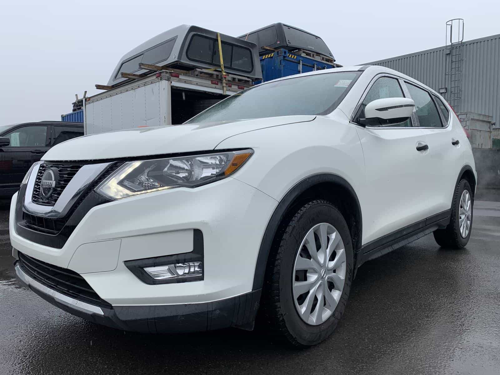 2018 Nissan Rogue SL - Image 1