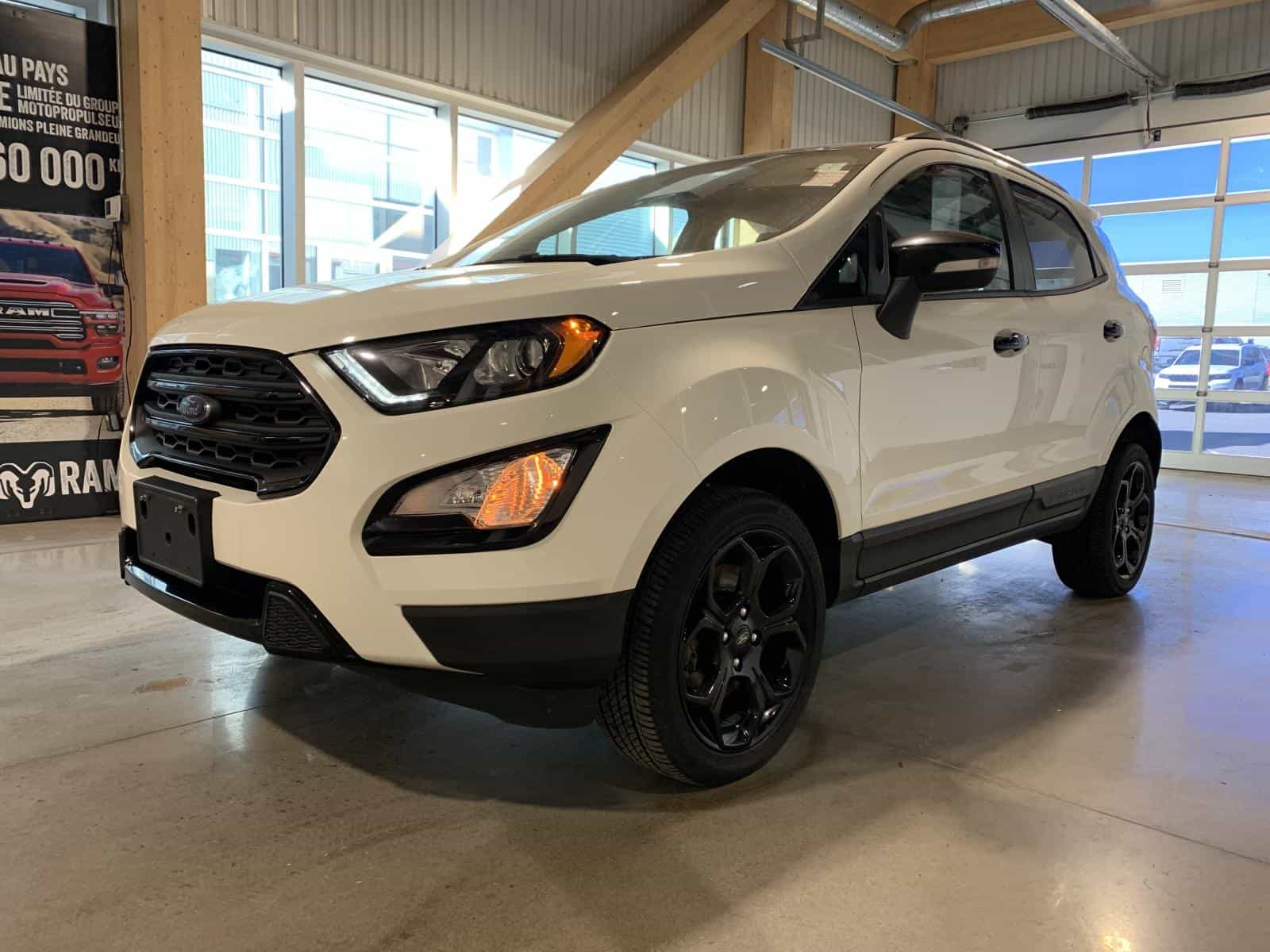 2022 Ford EcoSport SES - Image 1