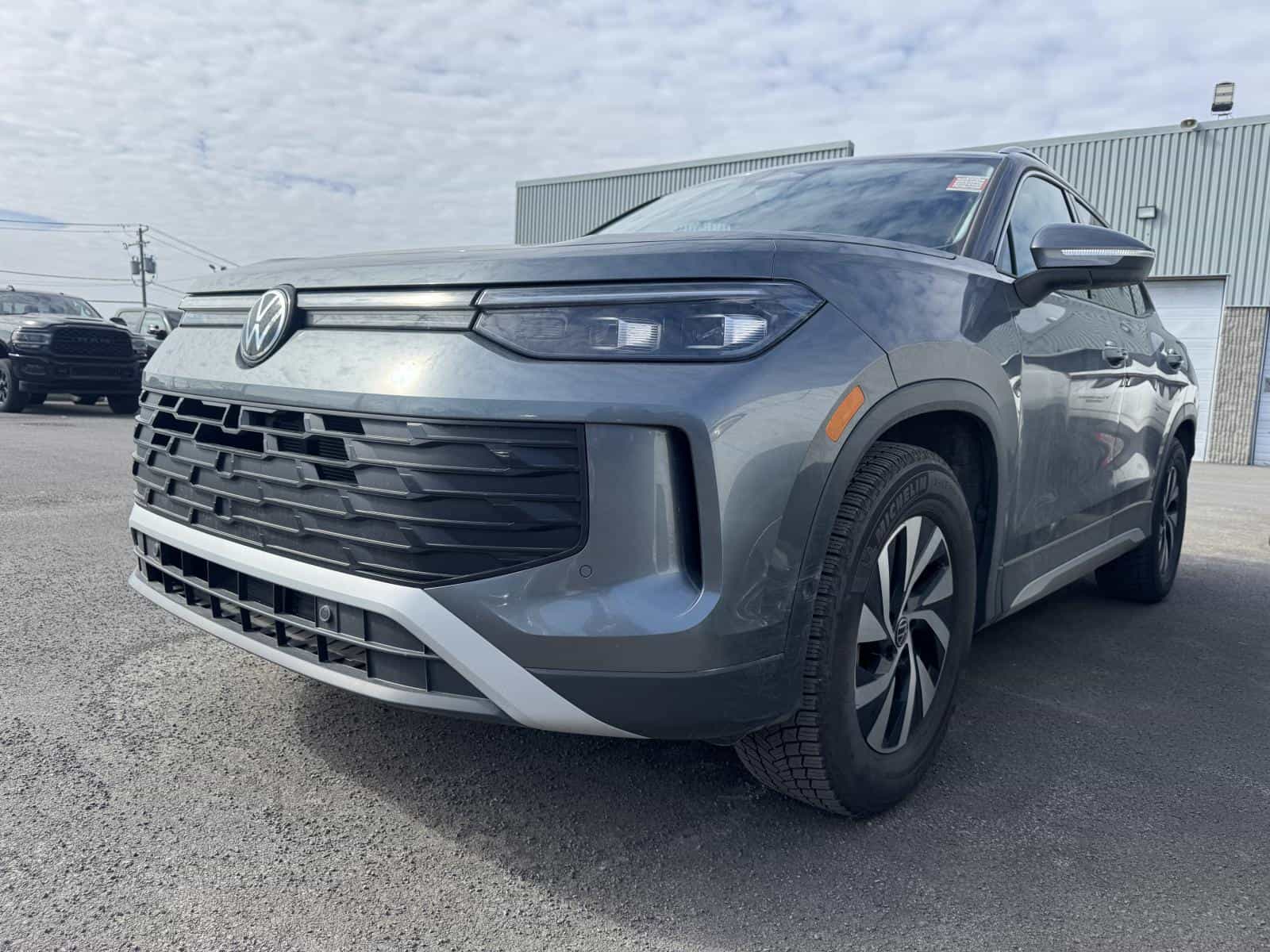 Image 1 Volkswagen Tiguan Comfortline 2025