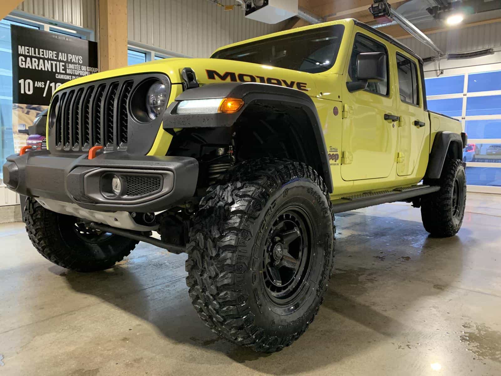 2023 Jeep Gladiator Mojave - Image 1