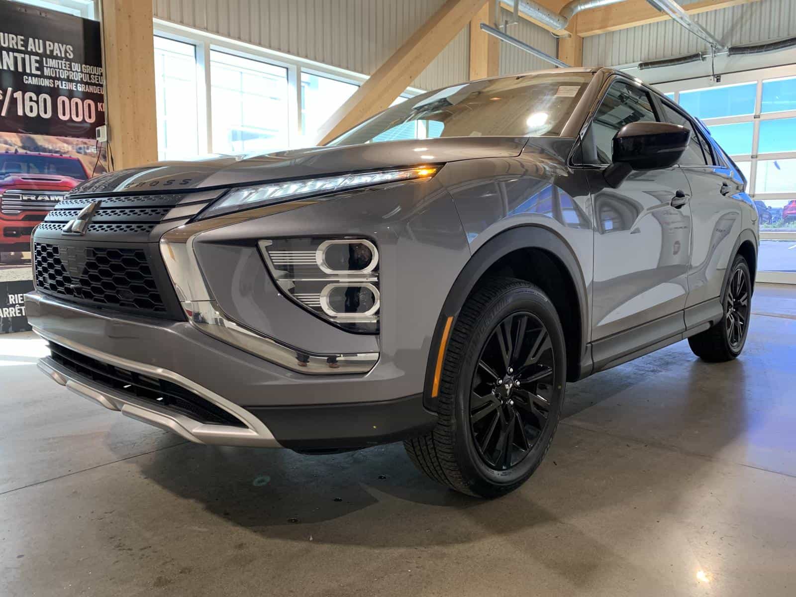 2023 Mitsubishi Eclipse Cross Carbon - Image 1