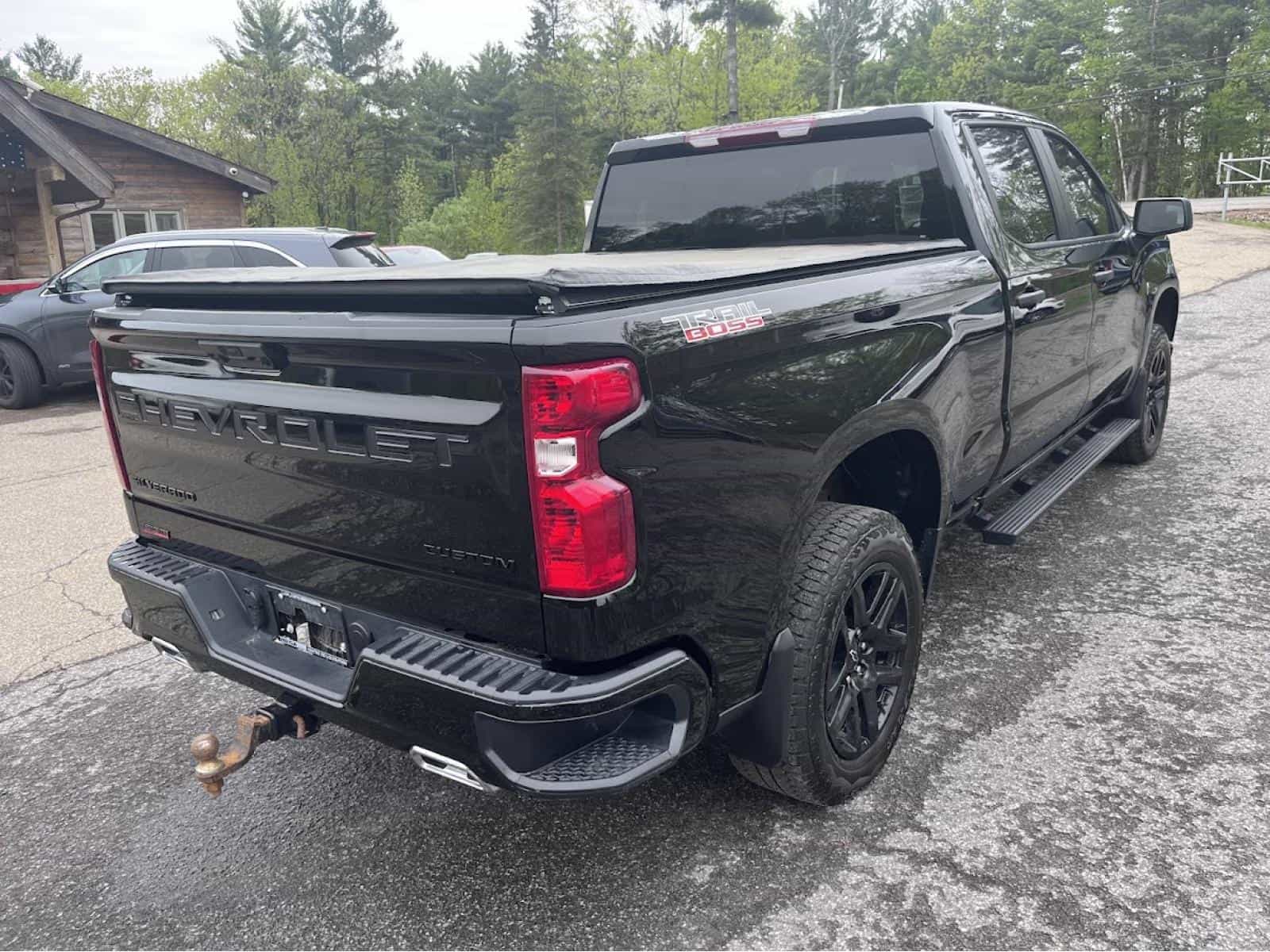 2024 Chevrolet Silverado 1500 Custom Trail Boss - Image 7