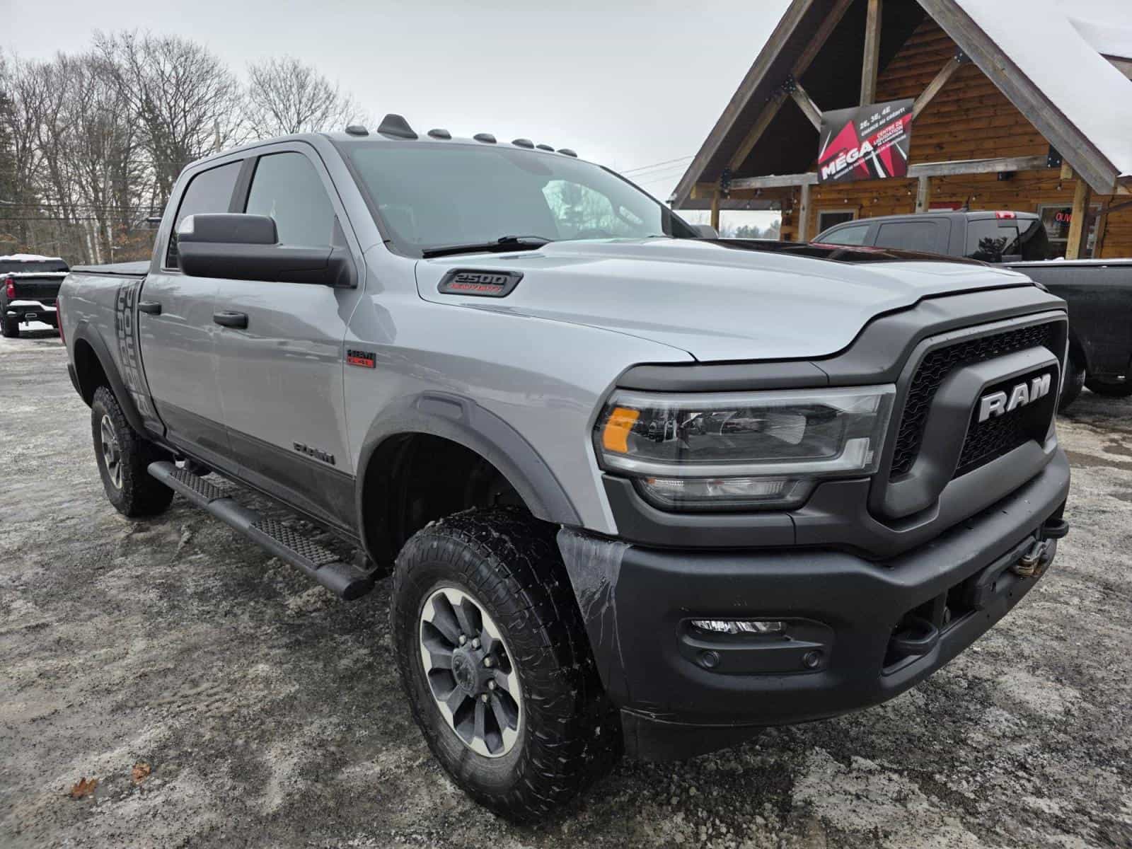 2020 RAM 2500 Power Wagon Powerwagon - Image 3