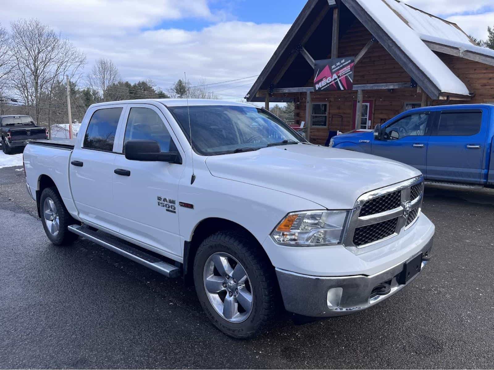 2019 RAM 1500 CLASSIC TRADESMAN Tradesman - Image 2