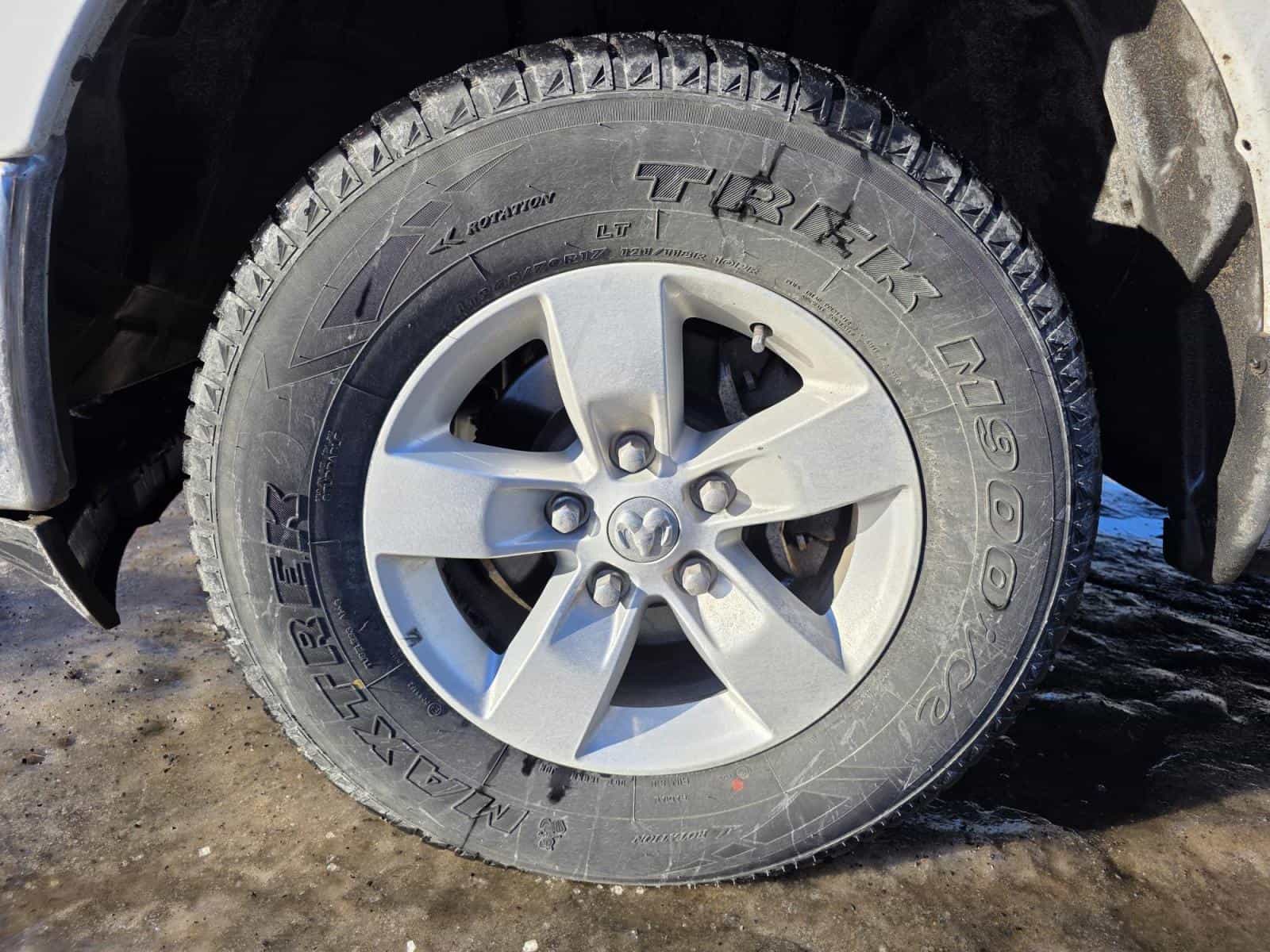 2022 RAM 1500 SLT - Image 12