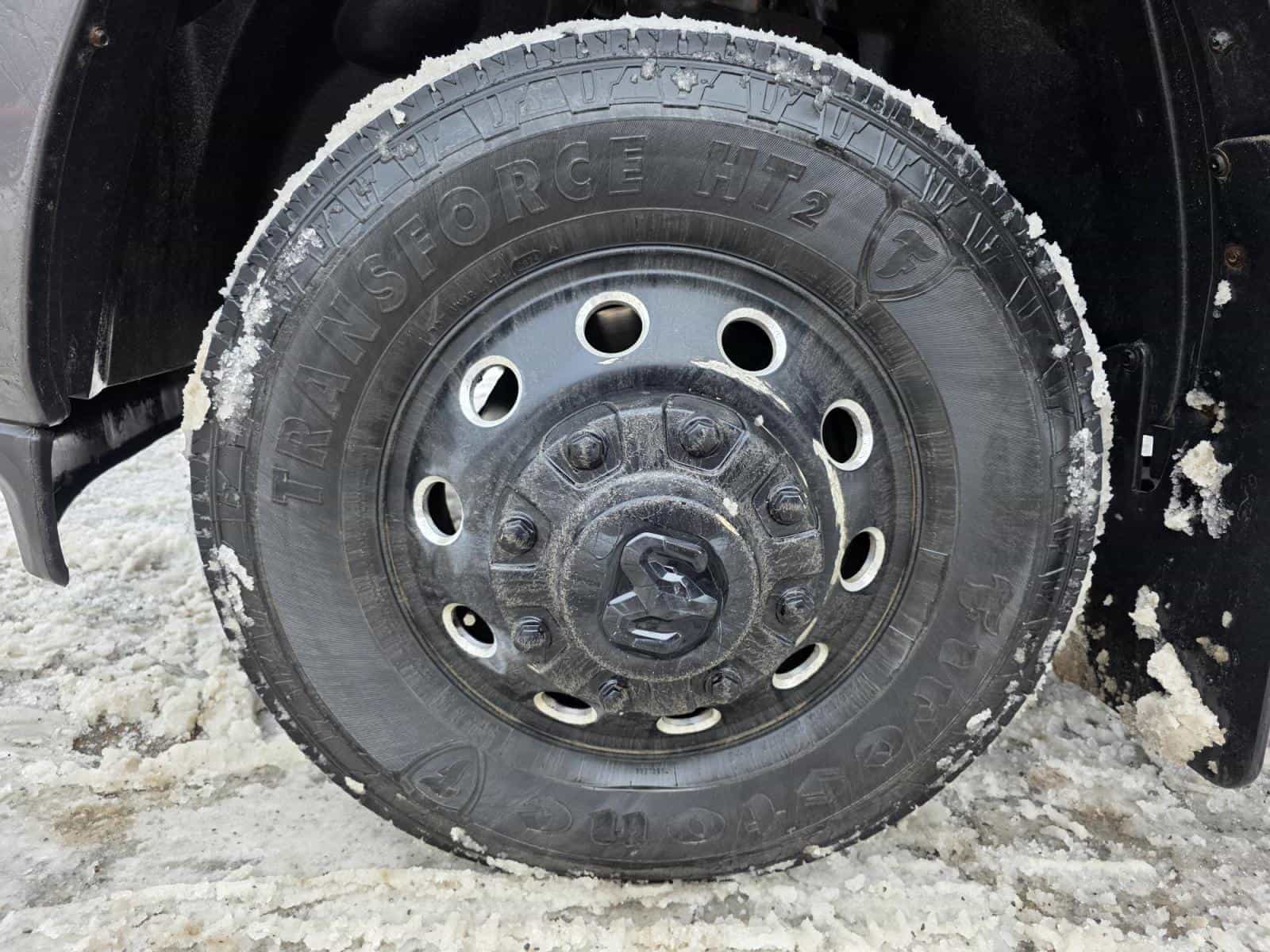 2020 RAM 3500 Laramie - Image 12