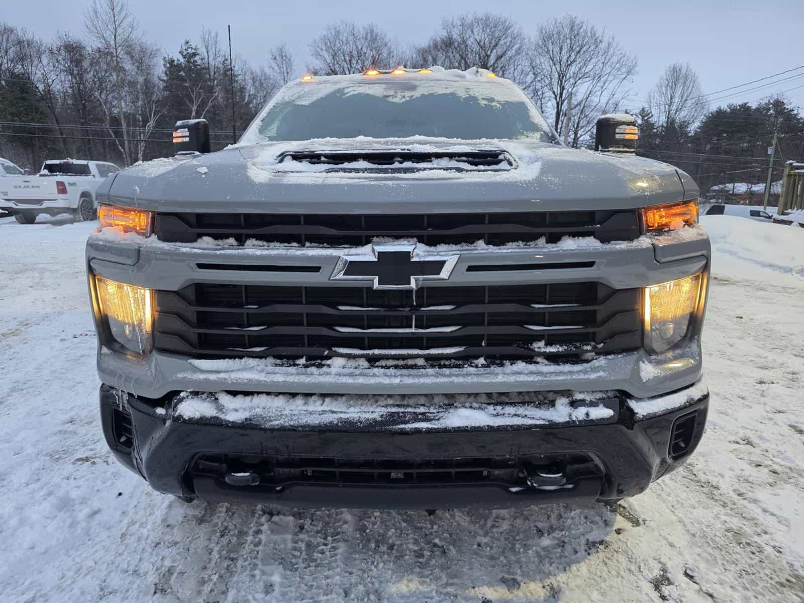 2024 Chevrolet Silverado 2500 Custom - Image 2