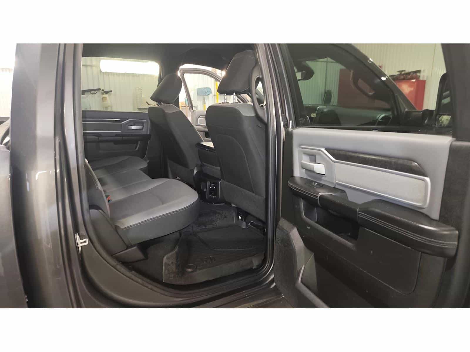 2022 RAM 2500 BIG HORN/LONE STAR Big Horn - Image 12