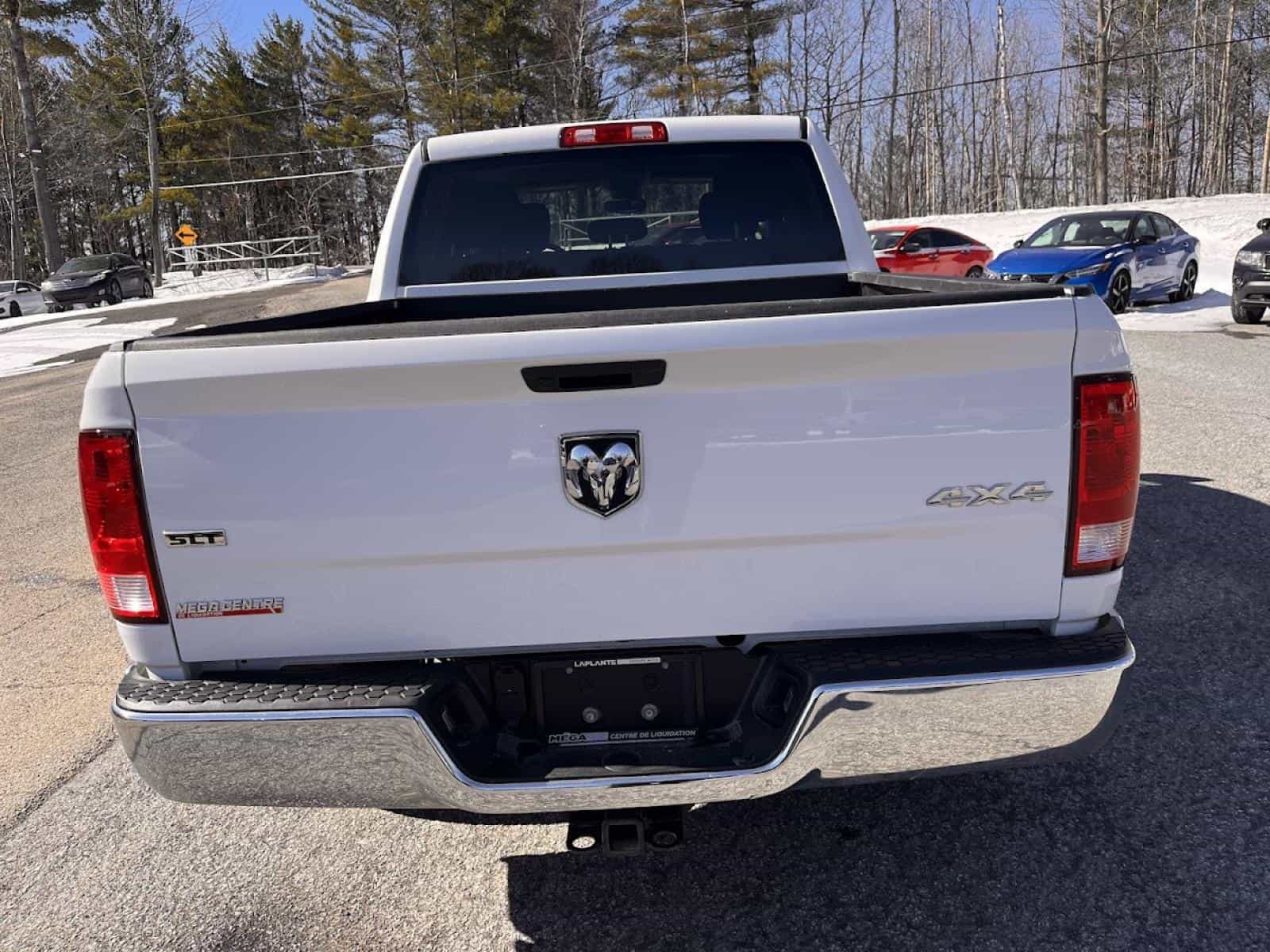 2023 RAM 1500 SLT - Image 11