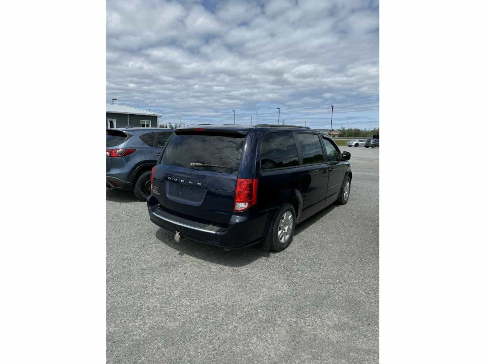 2013 Dodge GRAND CARAVAN SE SE - Image 2