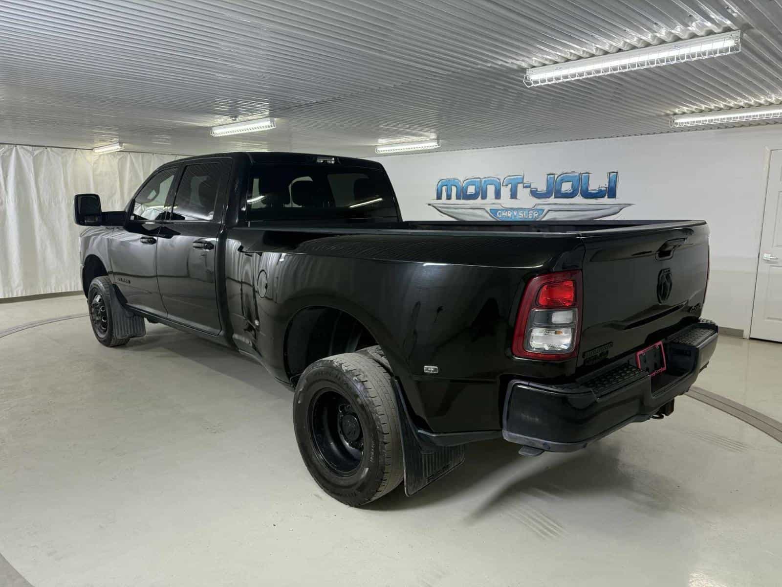 Image 8 RAM 3500 Big Horn Big Horn 2024