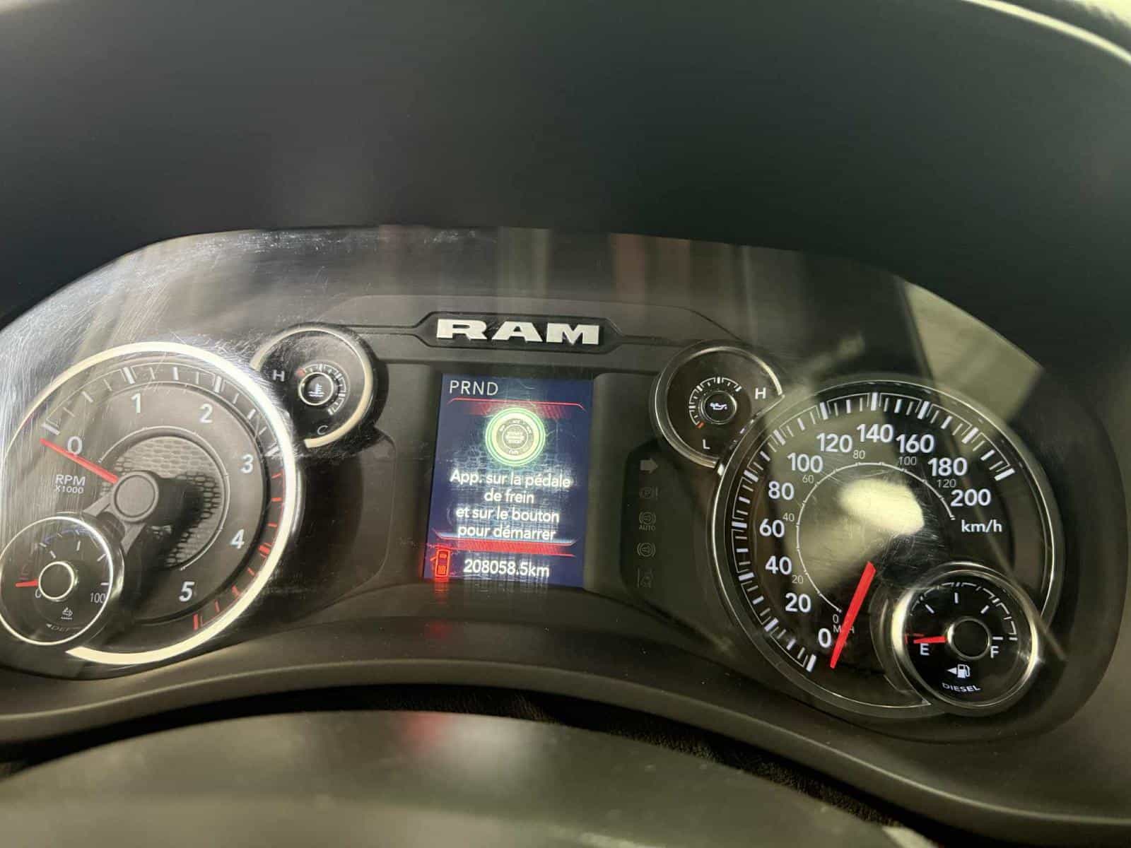 2024 RAM 3500 Big Horn - Image 15