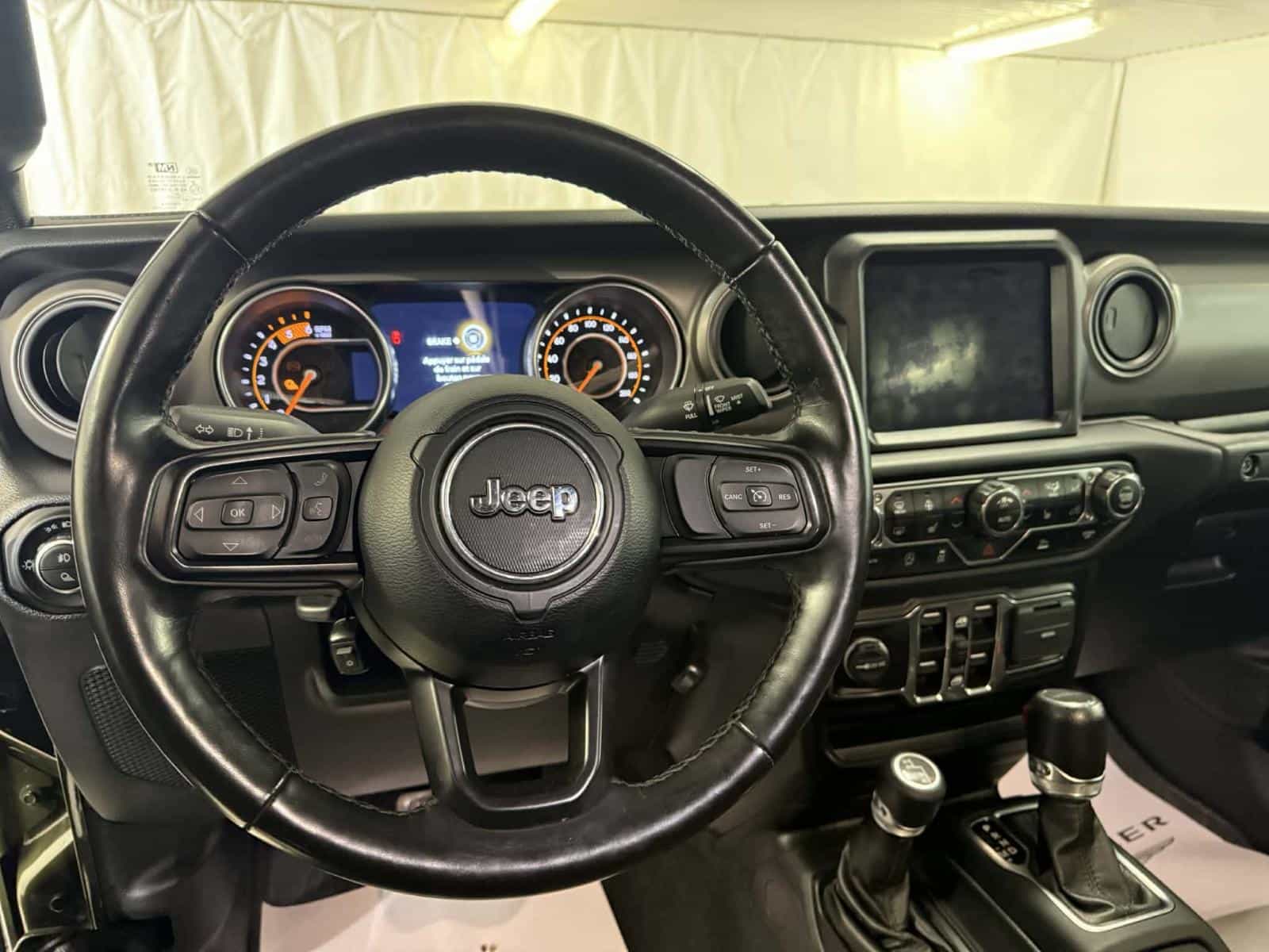 Image 10 Jeep Gladiator Sport Willy's 2022