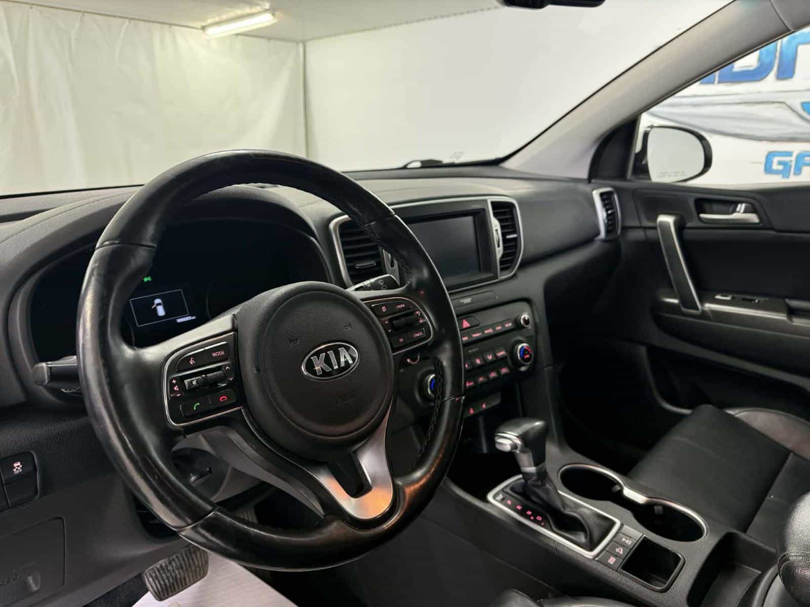 2017 Kia Sportage EX - Image 11