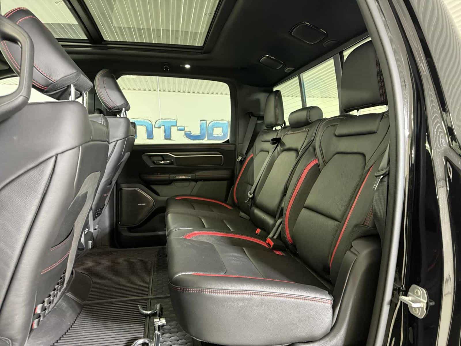 2025 RAM 1500 Rho RHO - Image 16