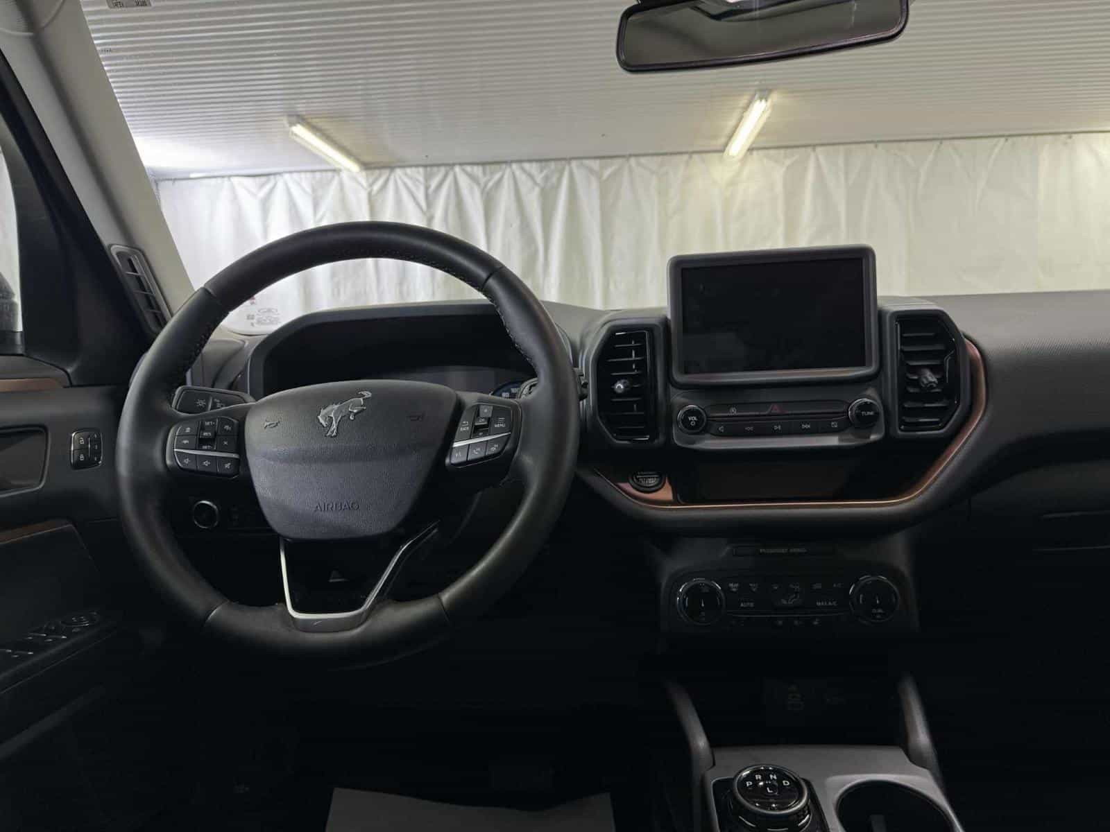 2024 Ford Bronco Big Bend - Image 13